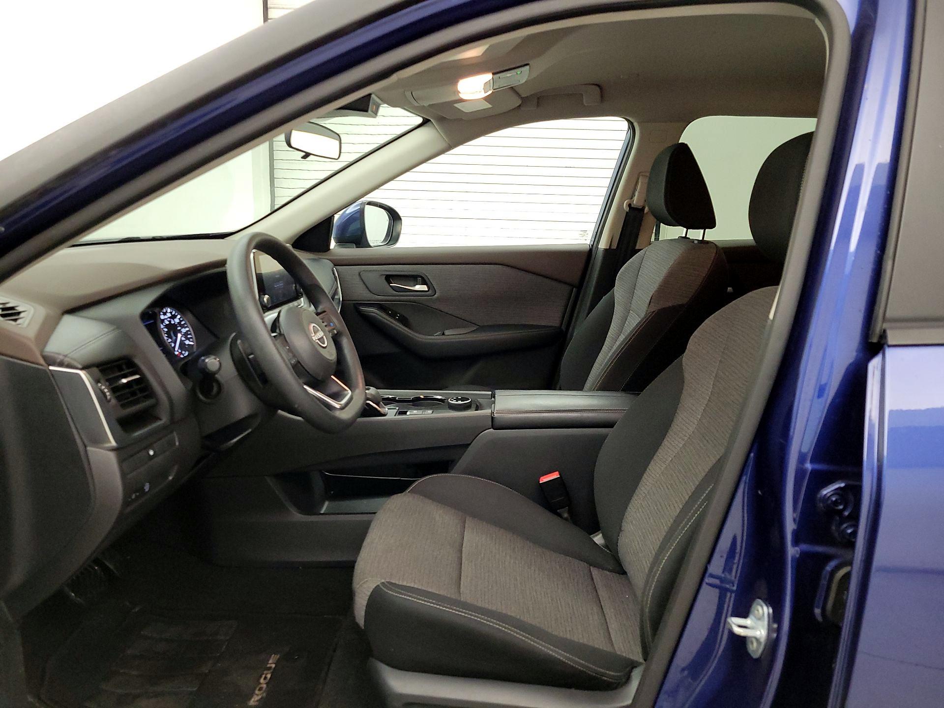 Thumbnail: 2023 Nissan Rogue - 11