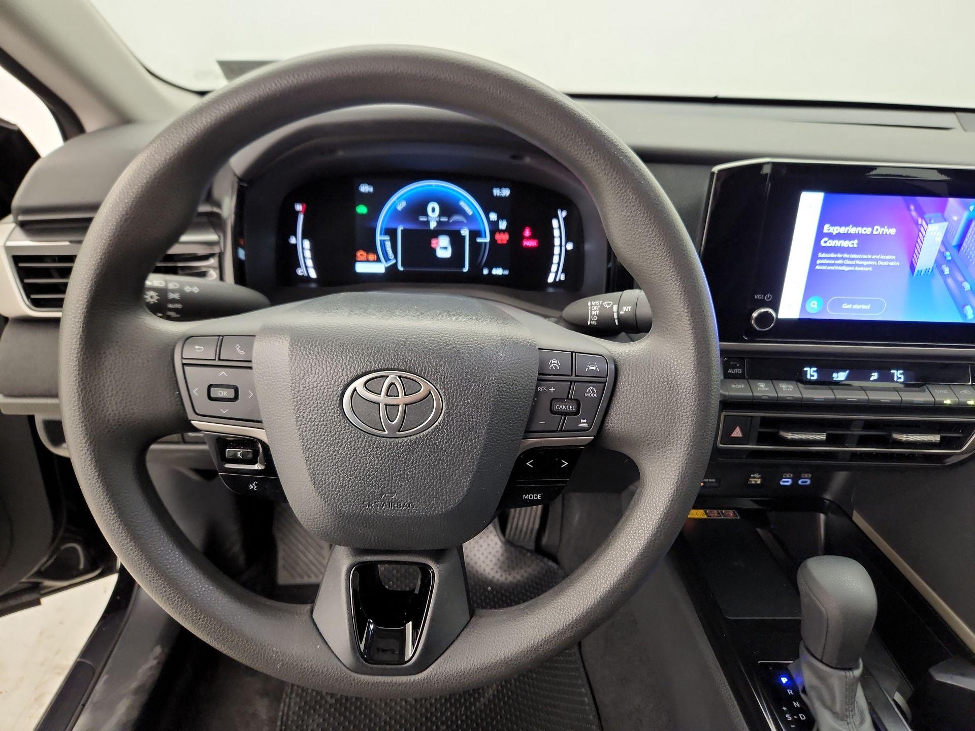 Thumbnail: 2025 Toyota Camry - 10