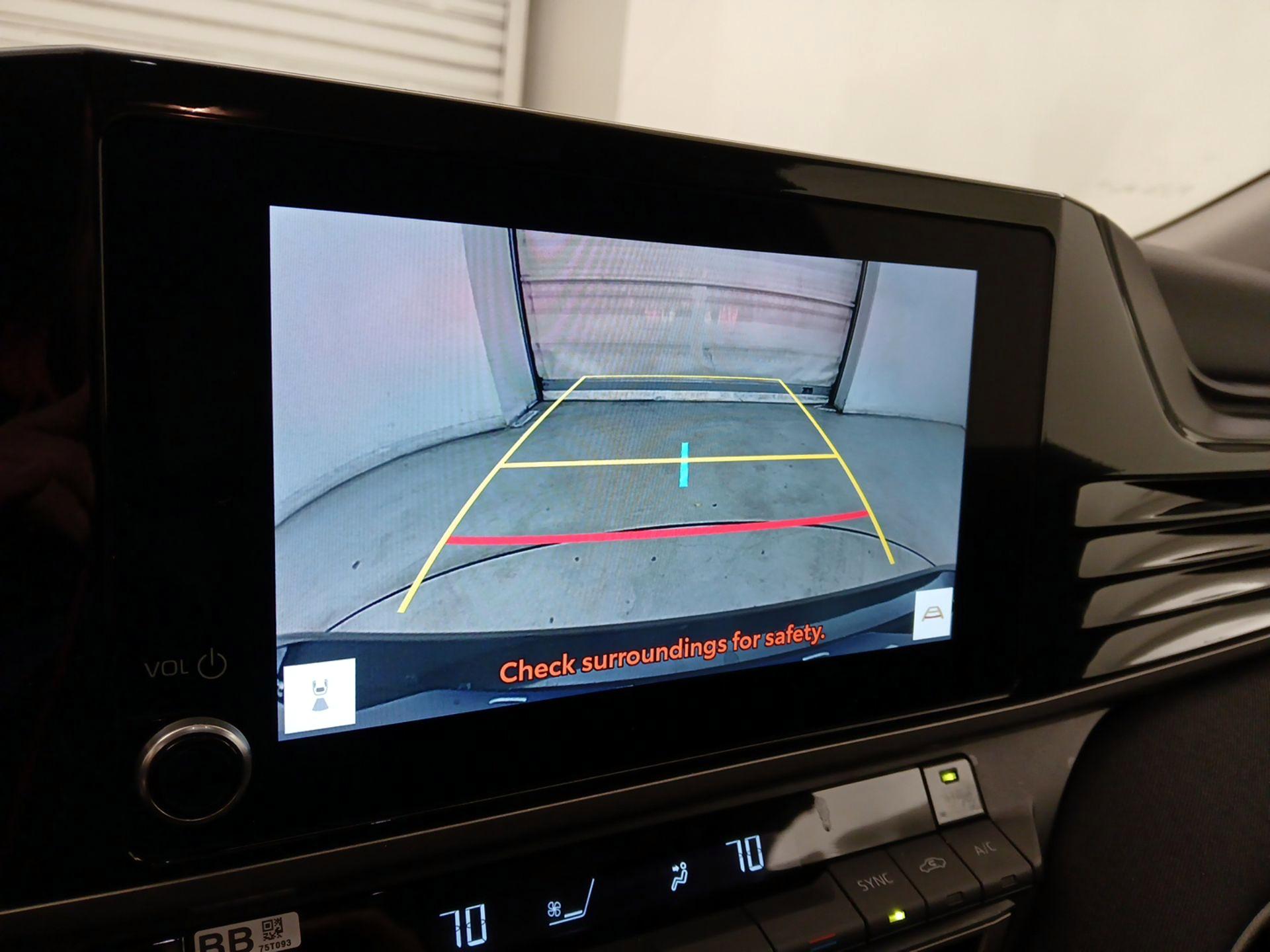 Thumbnail: 2025 Toyota Camry - 14