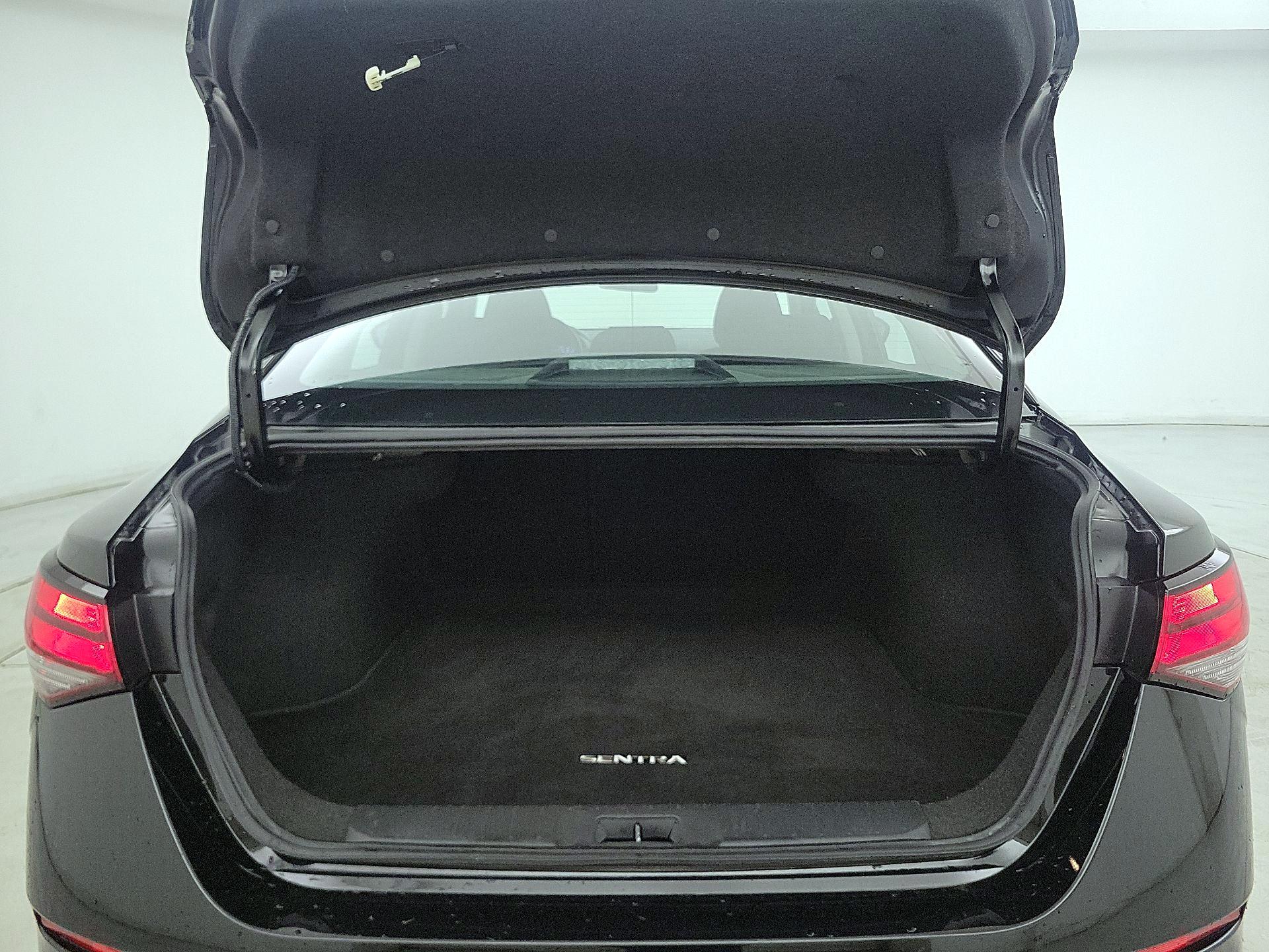 Thumbnail: 2025 Nissan Sentra - 20