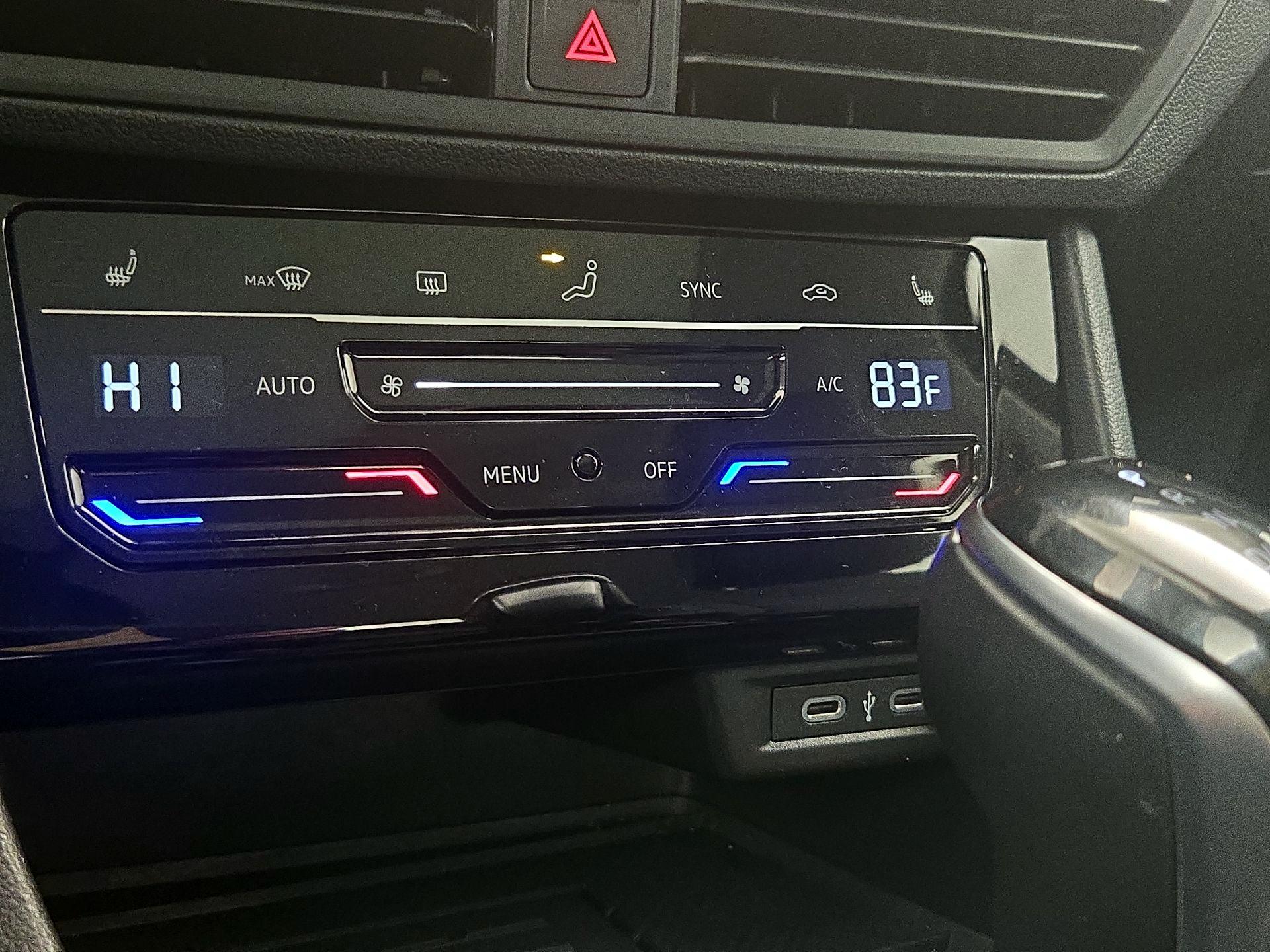 Thumbnail: 2025 Volkswagen Jetta - 16