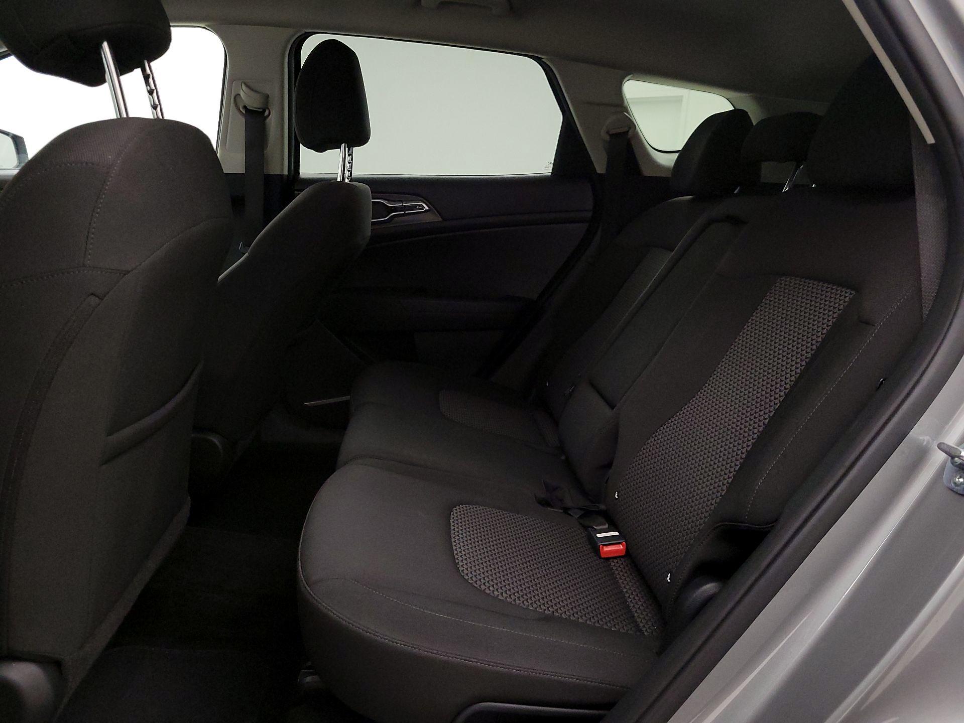 Thumbnail: 2024 Kia Sportage - 19