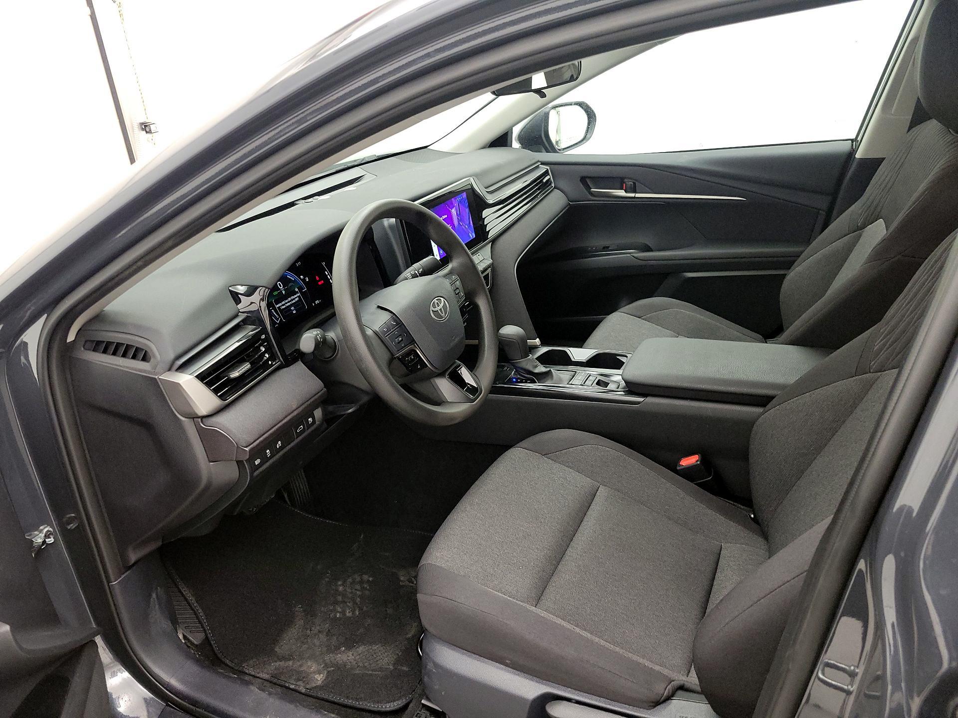 Thumbnail: 2025 Toyota Camry - 11