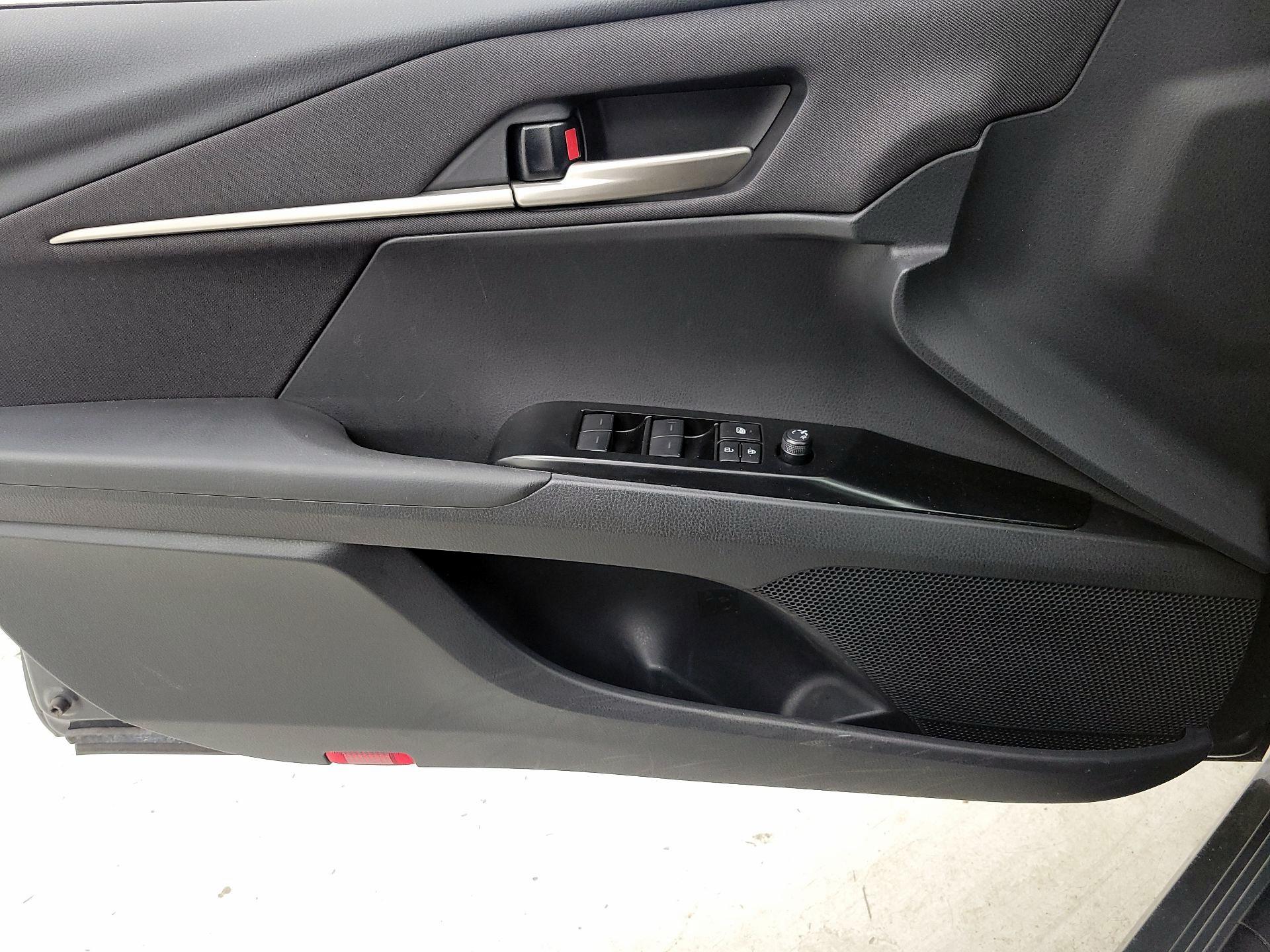 Thumbnail: 2025 Toyota Camry - 12