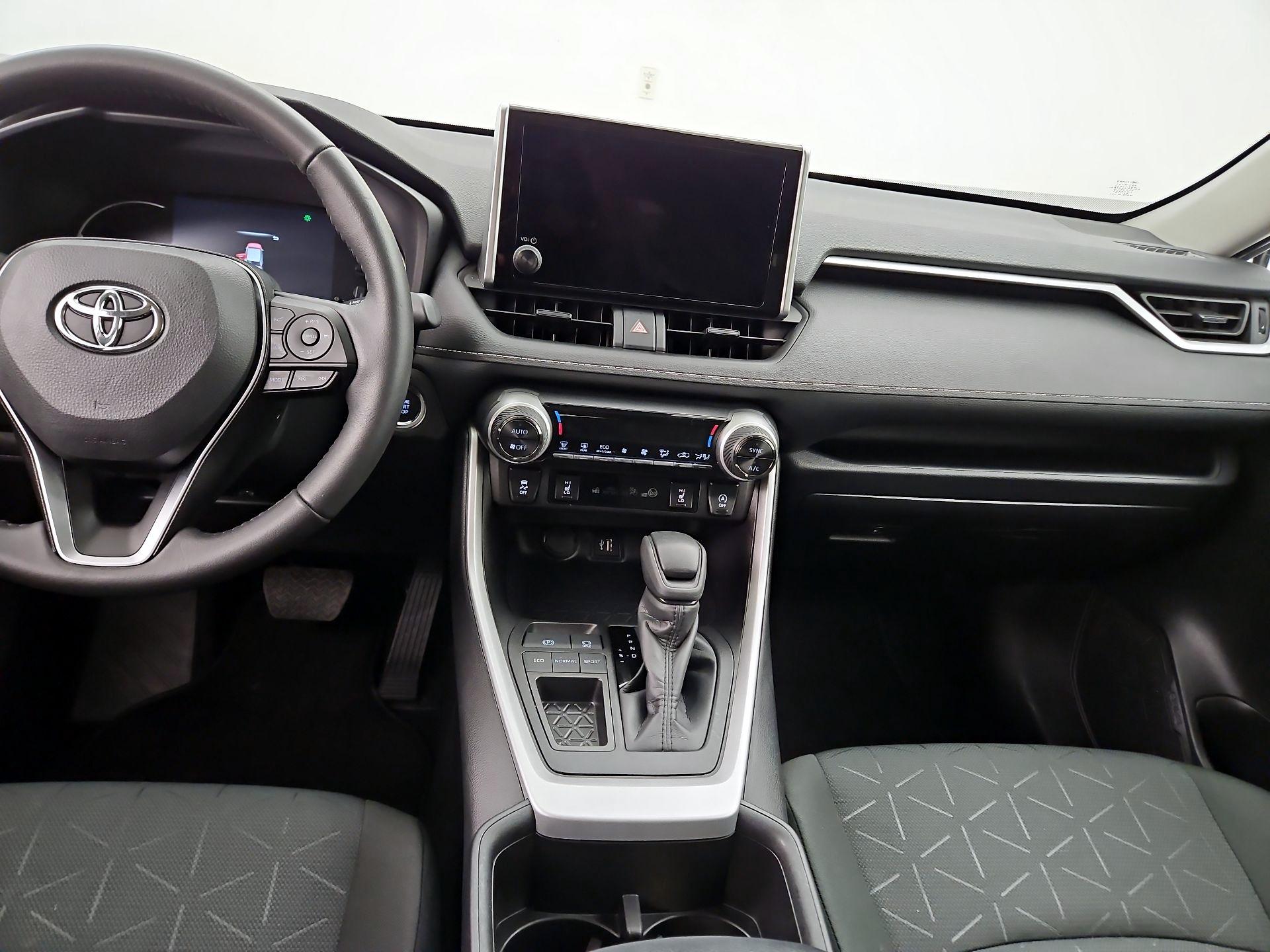 Thumbnail: 2025 Toyota RAV4 - 9