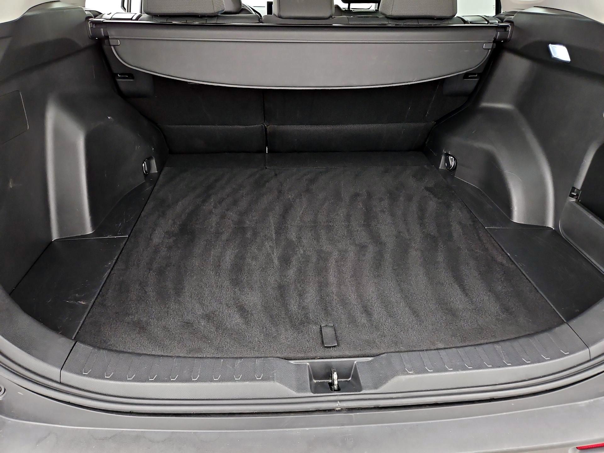 Thumbnail: 2025 Toyota RAV4 - 20