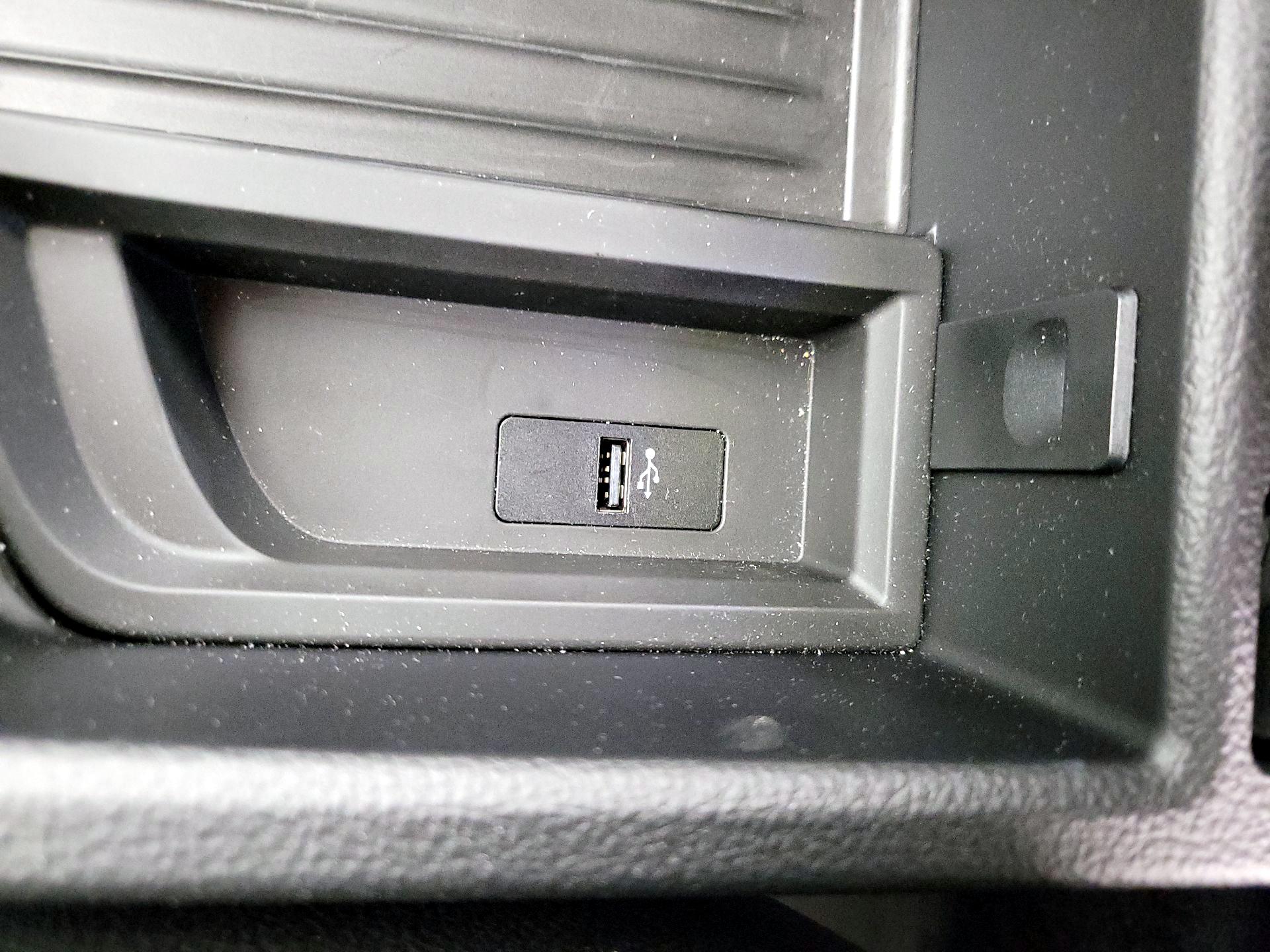 Thumbnail: 2018 BMW 3 Series - 18