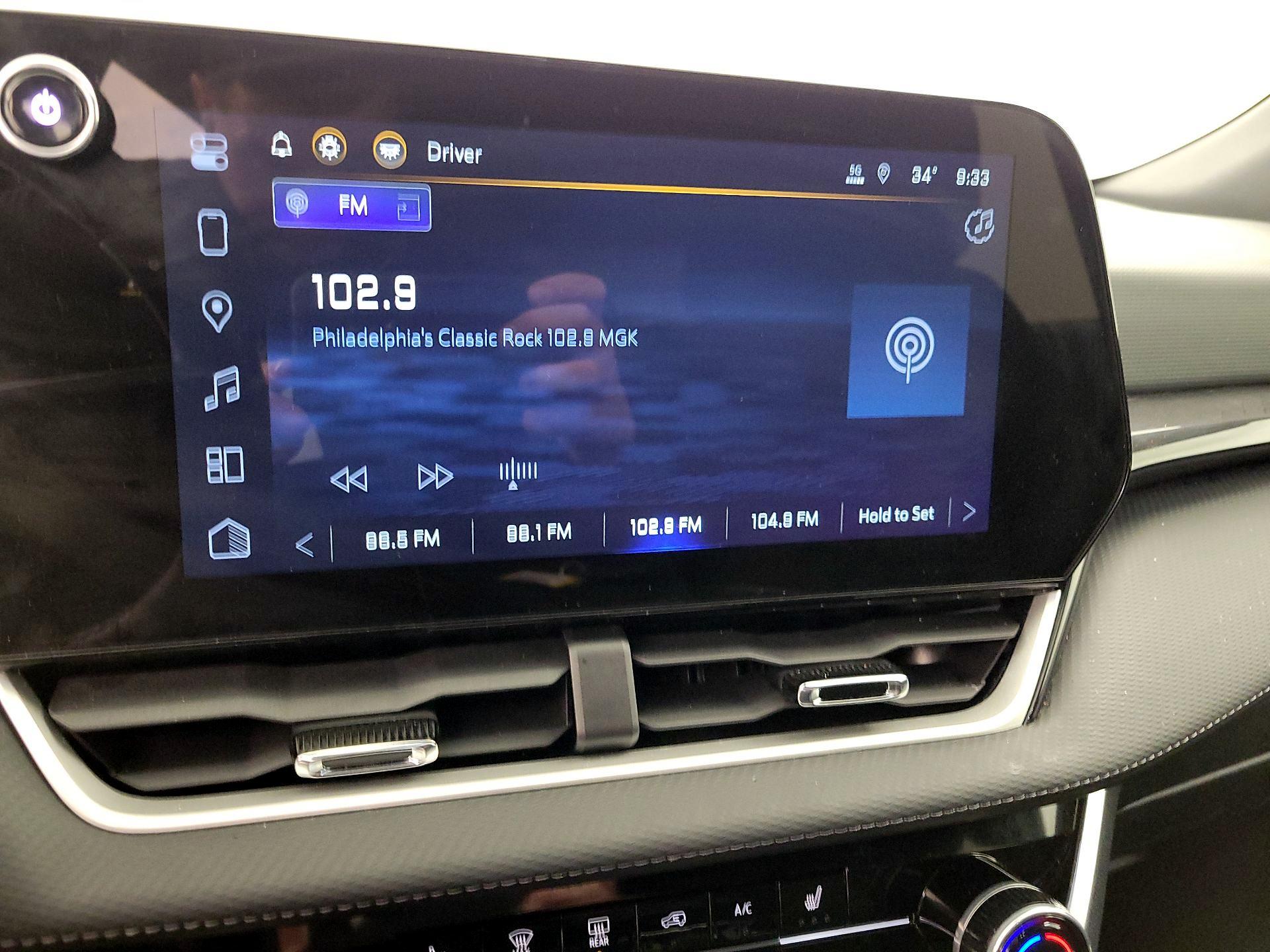 Thumbnail: 2025 Chevrolet Equinox - 16