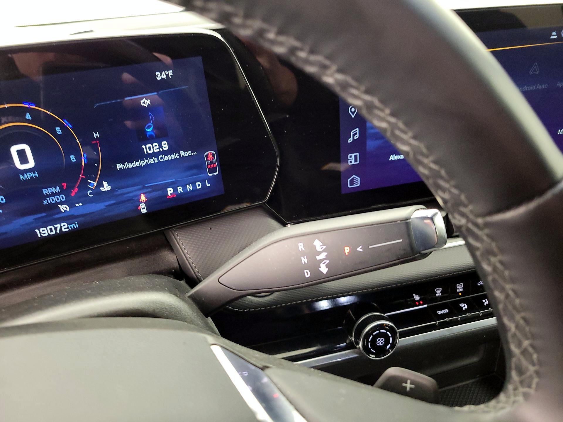 Thumbnail: 2025 Chevrolet Equinox - 18