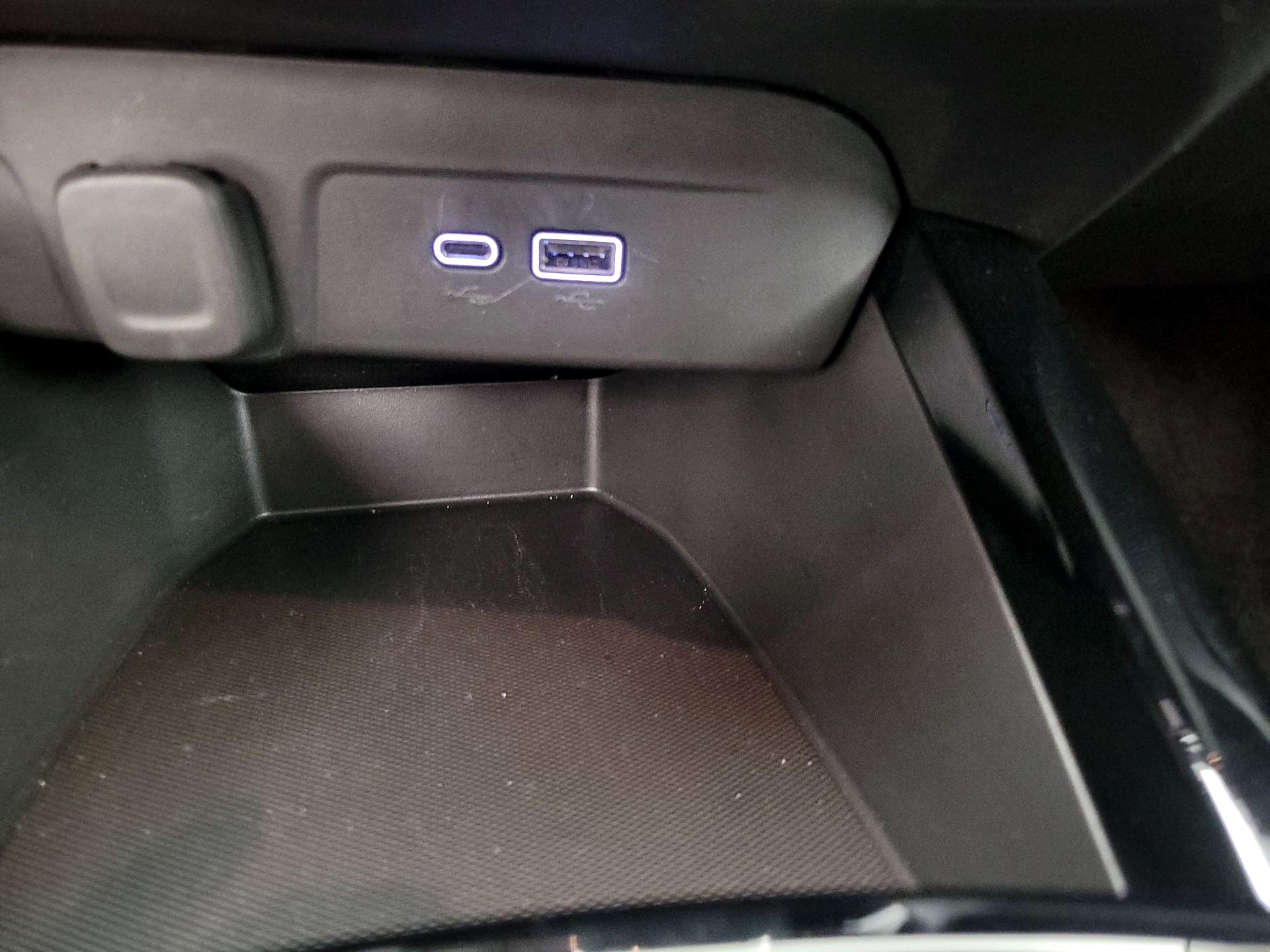 Thumbnail: 2025 Chevrolet Trax - 18