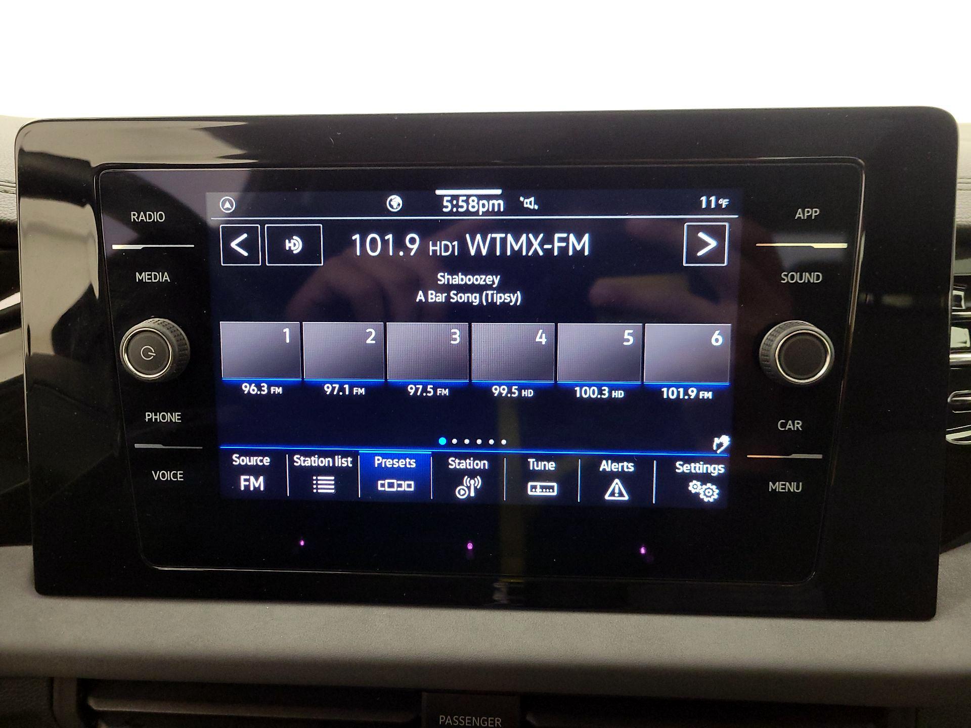 Thumbnail: 2025 Volkswagen Jetta - 15