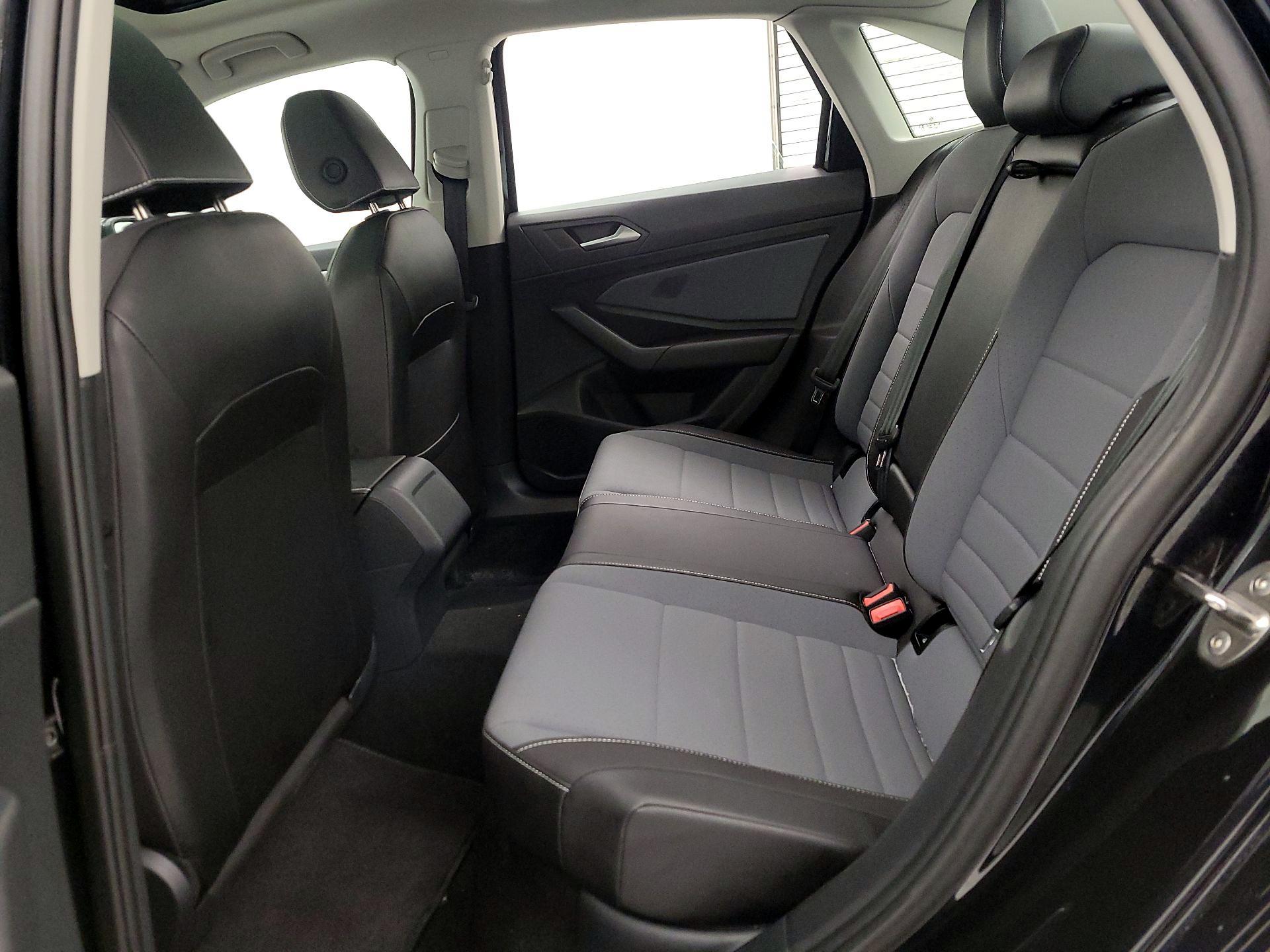 Thumbnail: 2025 Volkswagen Jetta - 20