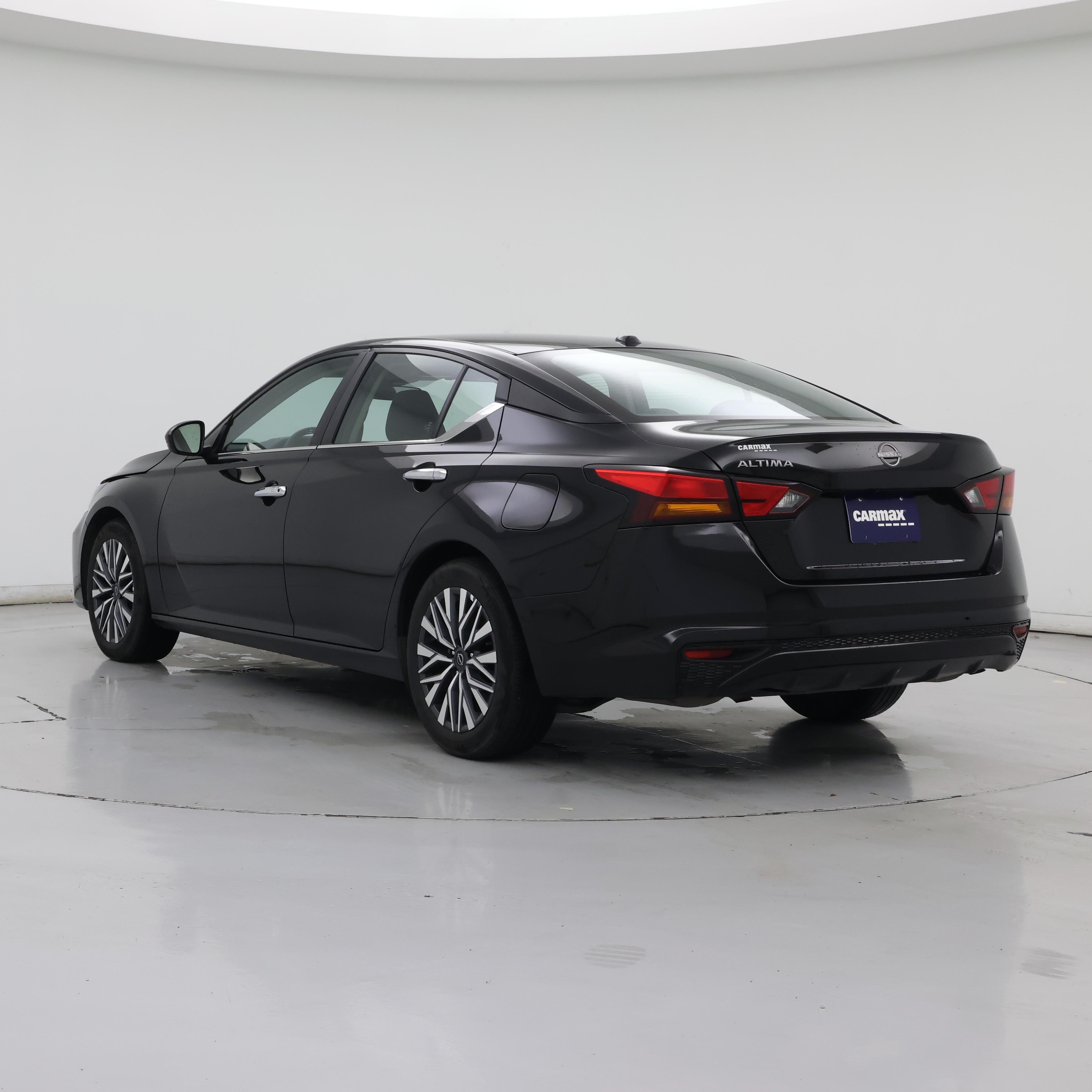 Thumbnail: 2025 Nissan Altima - 2