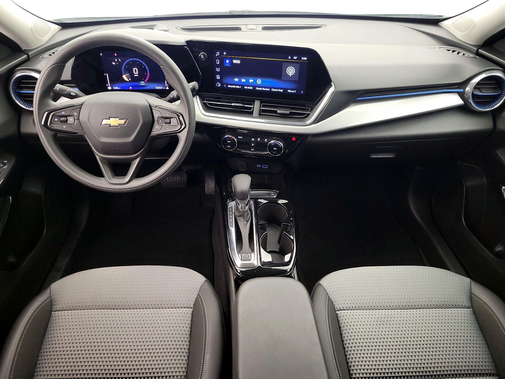 Thumbnail: 2025 Chevrolet Trax - 9