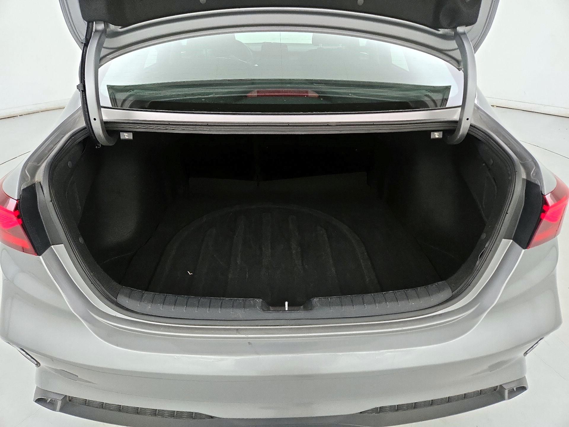 Thumbnail: 2024 Kia Forte - 20