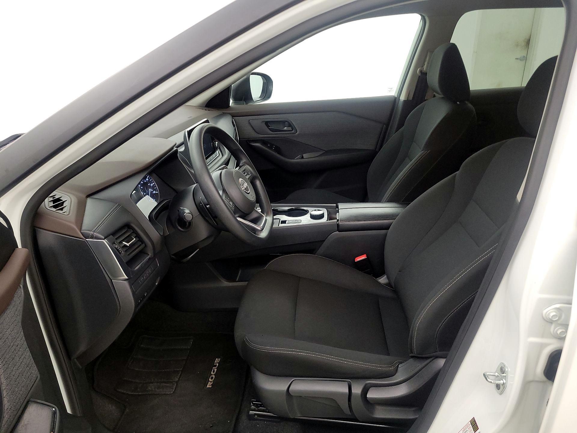 Thumbnail: 2023 Nissan Rogue - 11