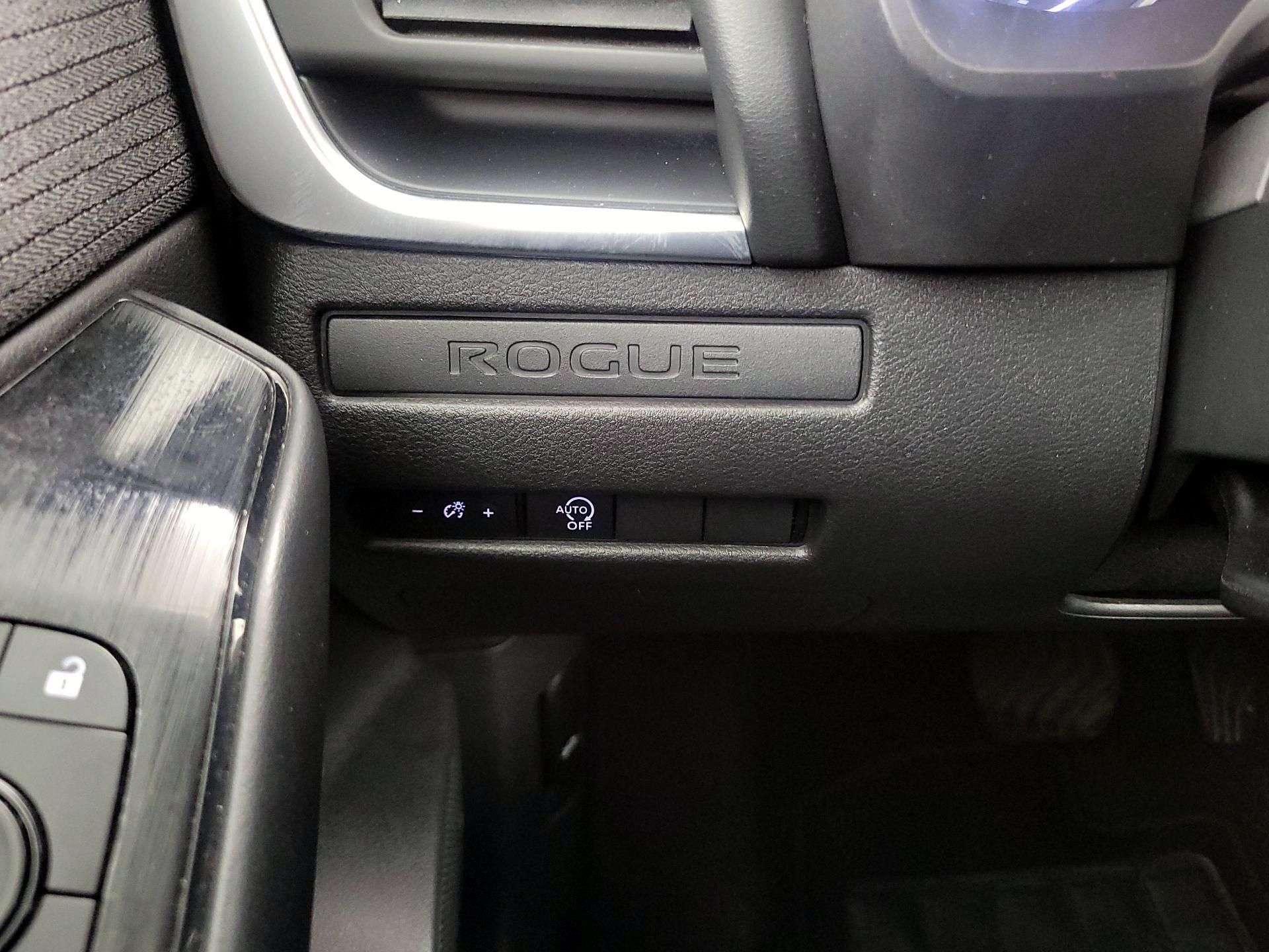 Thumbnail: 2023 Nissan Rogue - 13