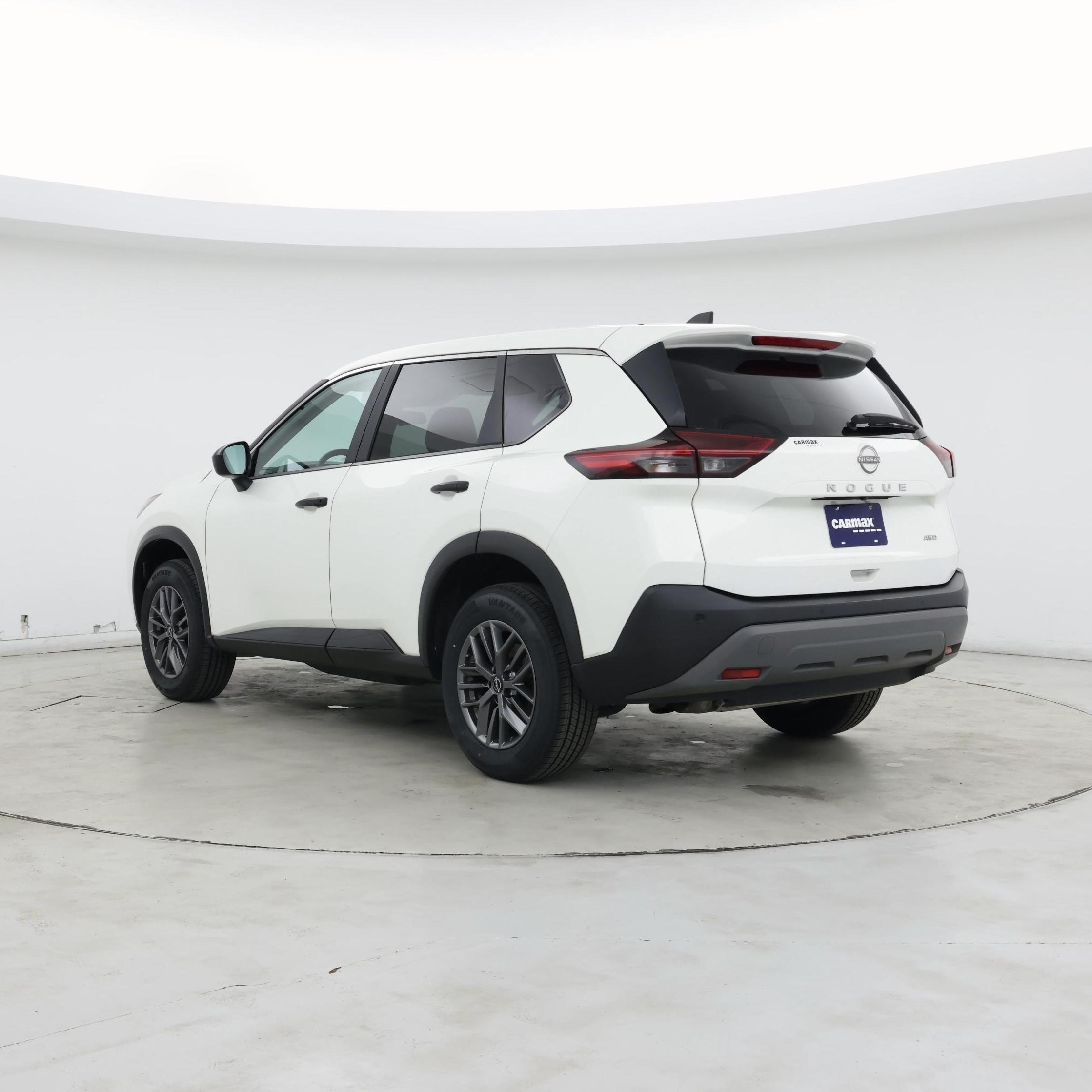 Thumbnail: 2023 Nissan Rogue - 2