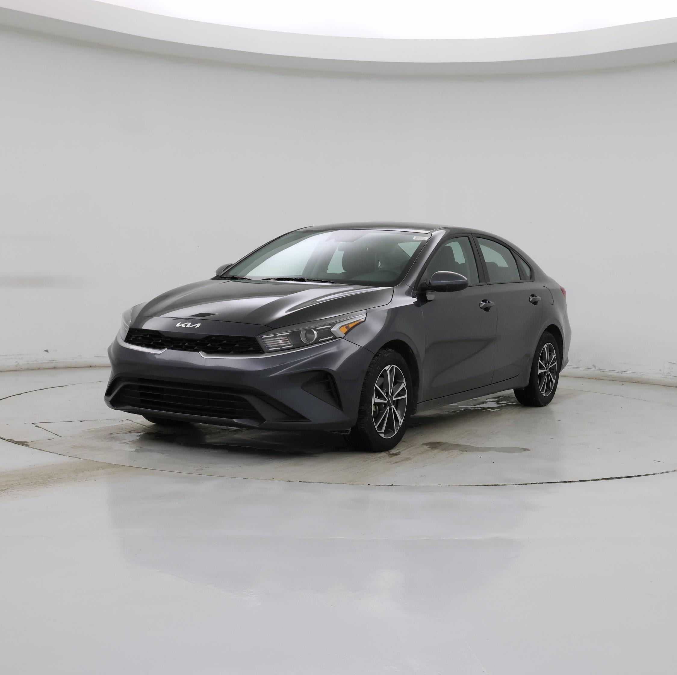 Thumbnail: 2024 Kia Forte - 4