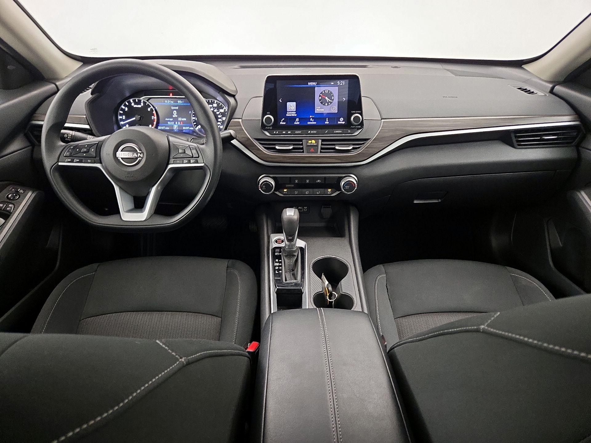 Thumbnail: 2025 Nissan Altima - 9