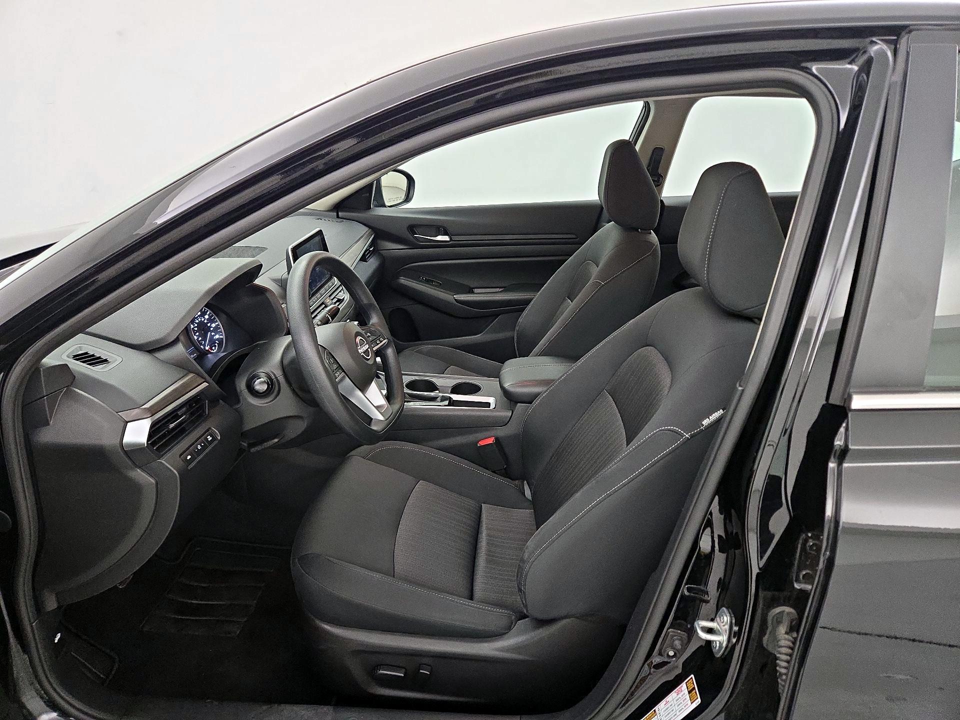 Thumbnail: 2025 Nissan Altima - 11