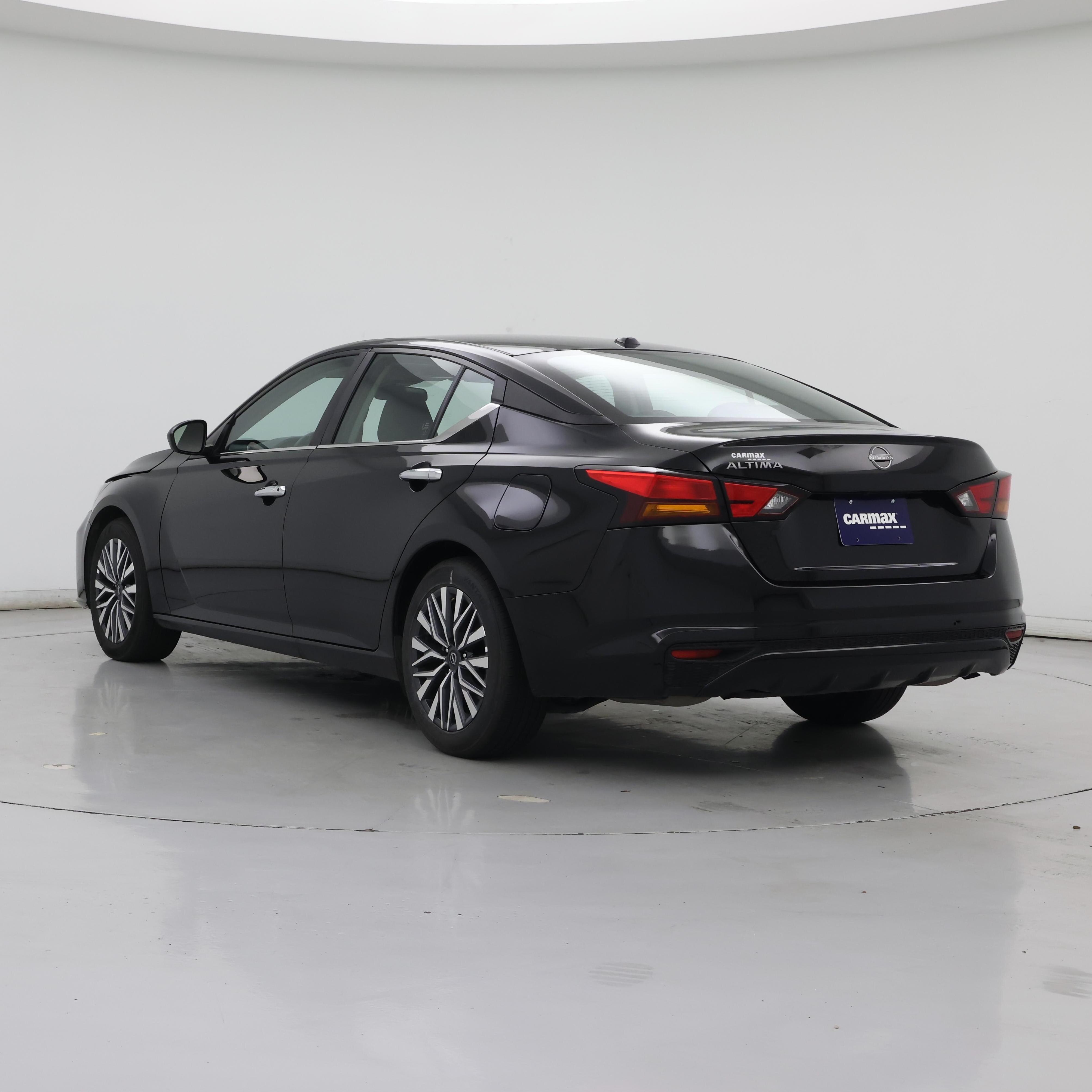 Thumbnail: 2025 Nissan Altima - 2