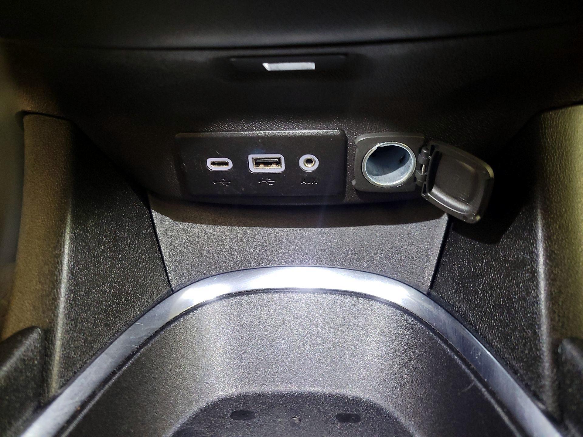 Thumbnail: 2024 Chevrolet Malibu - 18