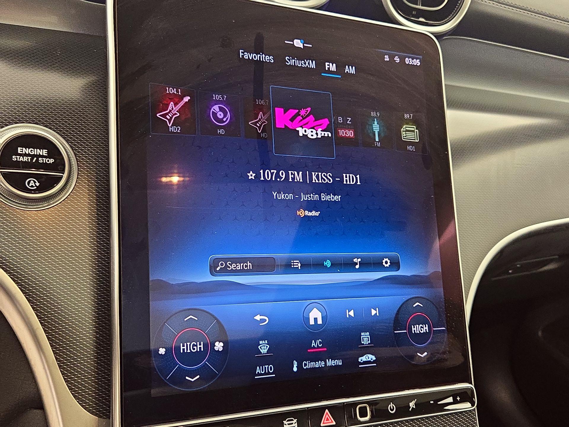 Thumbnail: 2024 Mercedes-Benz GLC - 15