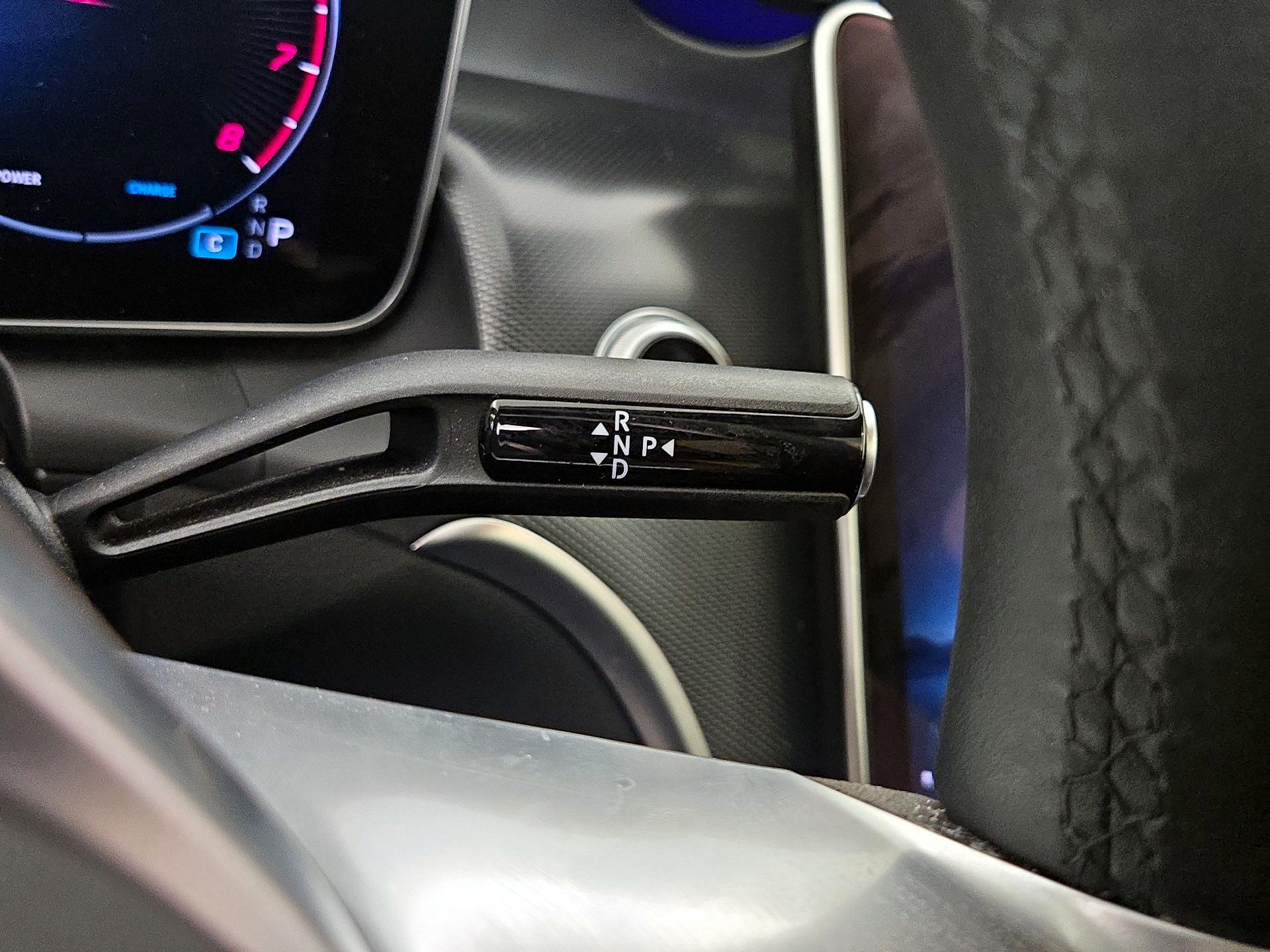 Thumbnail: 2024 Mercedes-Benz GLC - 17