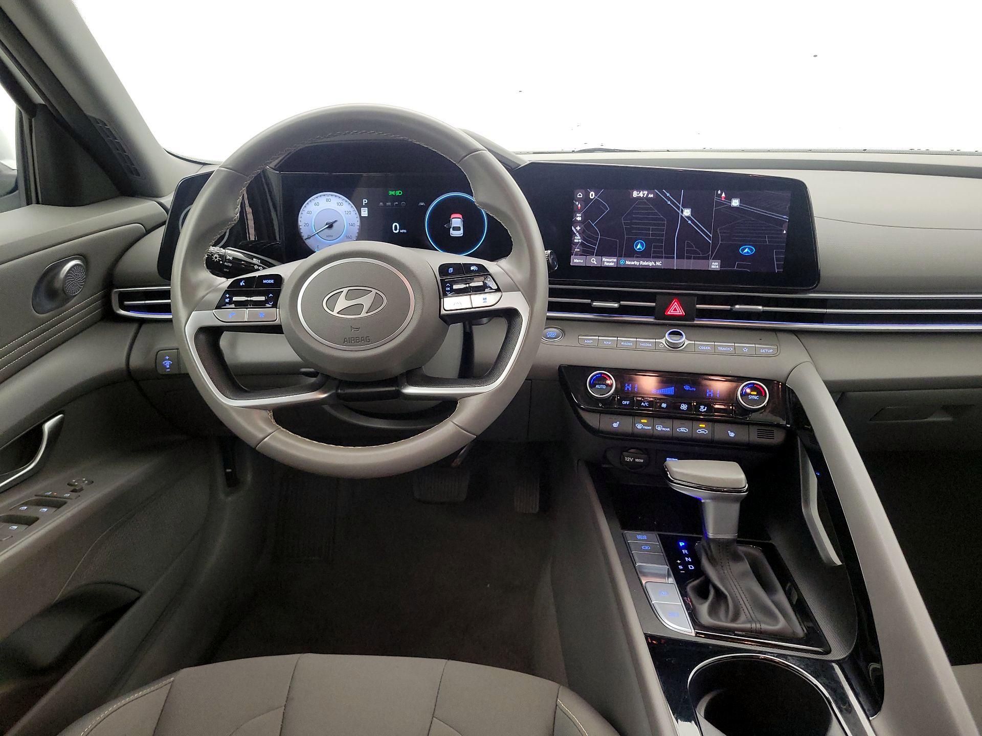 Thumbnail: 2025 Hyundai Elantra - 10