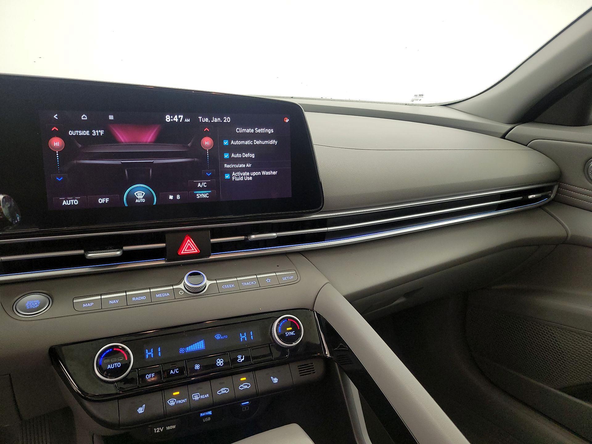 Thumbnail: 2025 Hyundai Elantra - 17