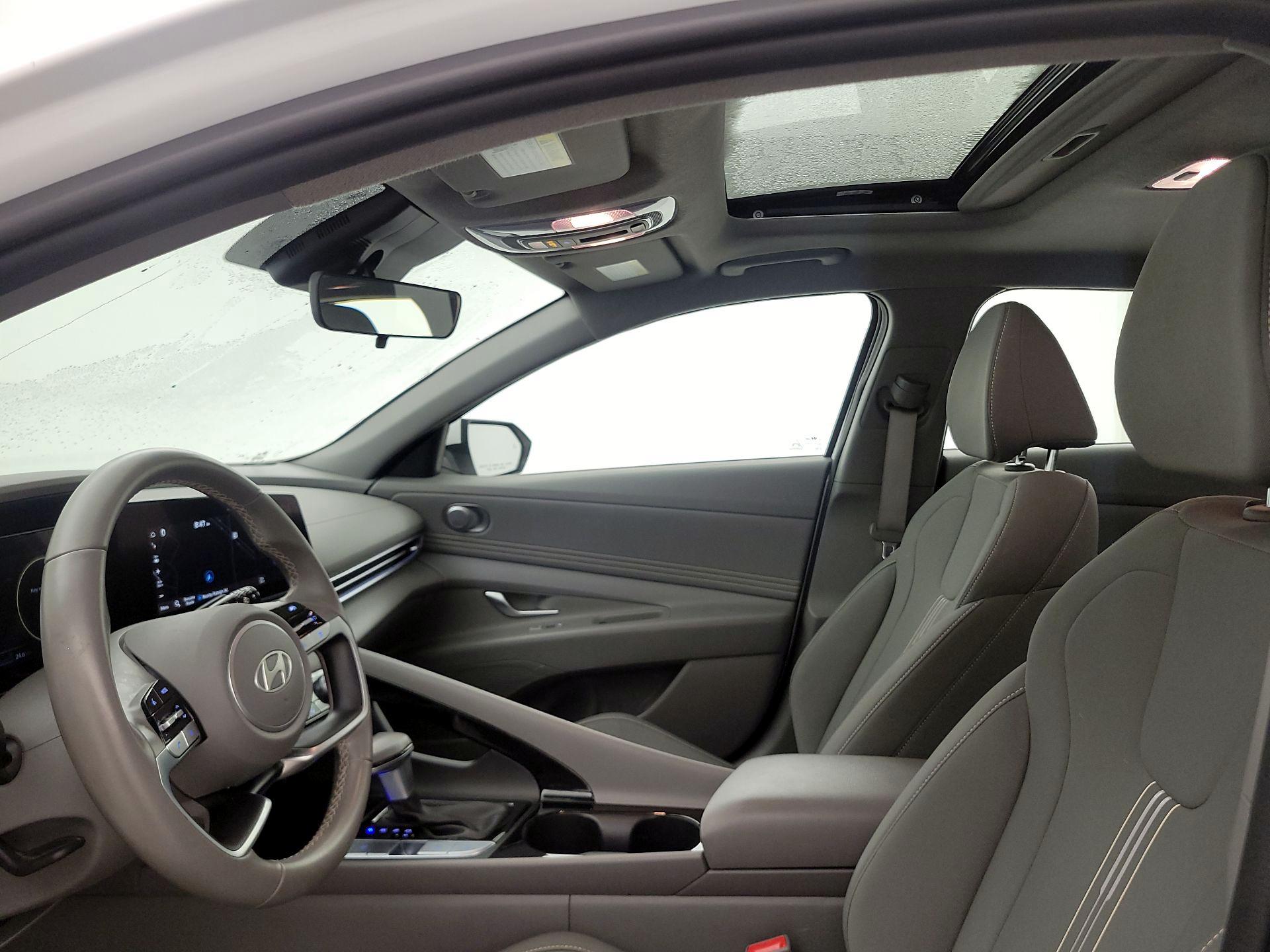 Thumbnail: 2025 Hyundai Elantra - 20