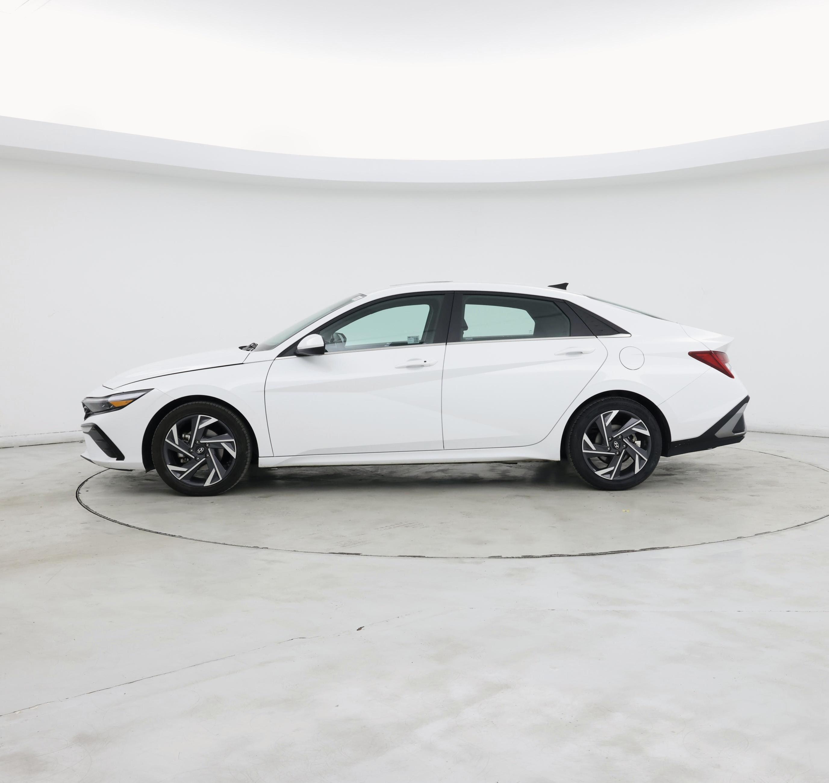 Thumbnail: 2025 Hyundai Elantra - 3