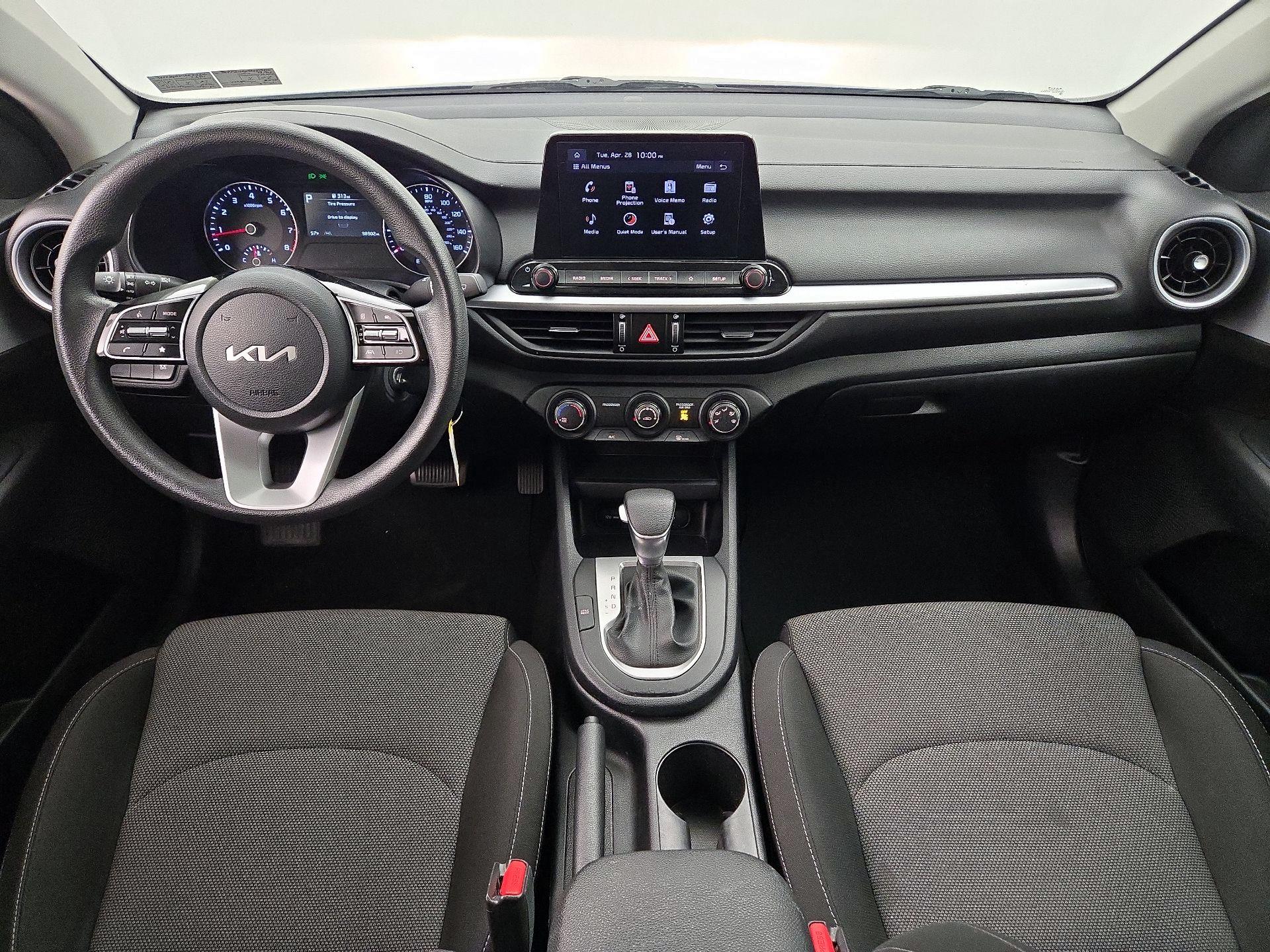 Thumbnail: 2024 Kia Forte - 9