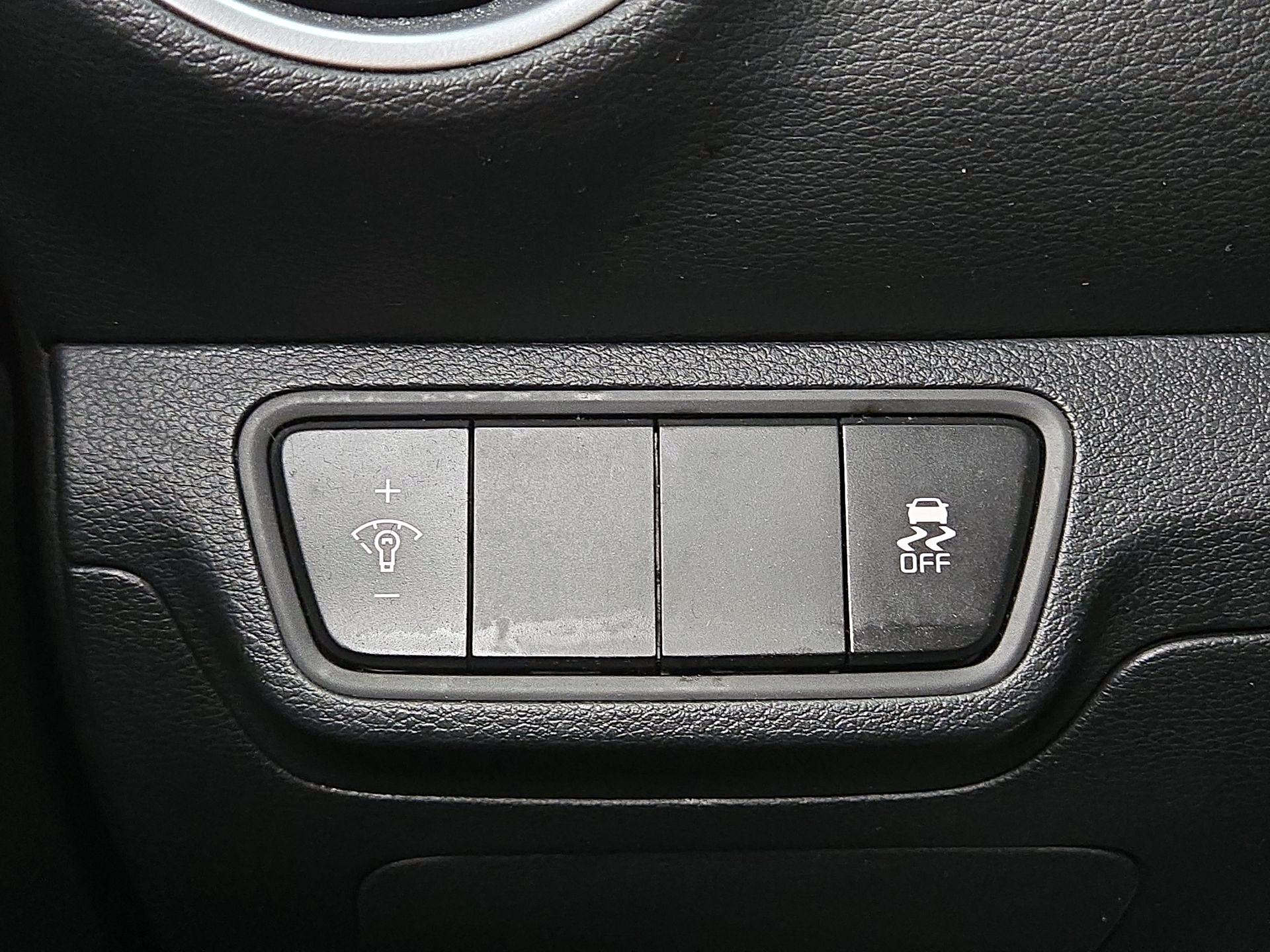 Thumbnail: 2024 Kia Forte - 13