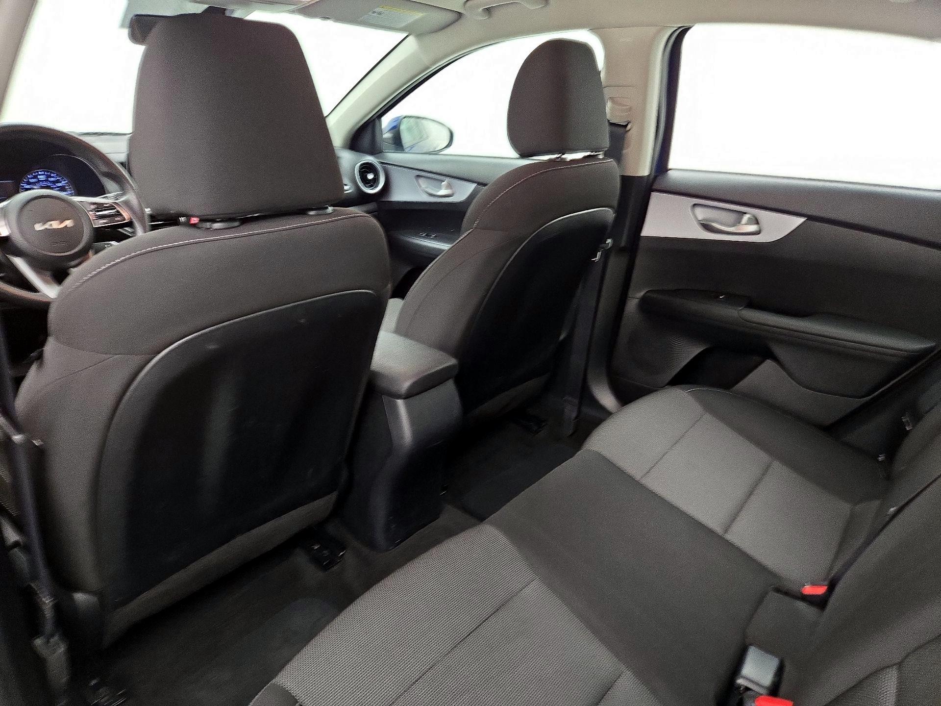 Thumbnail: 2024 Kia Forte - 19