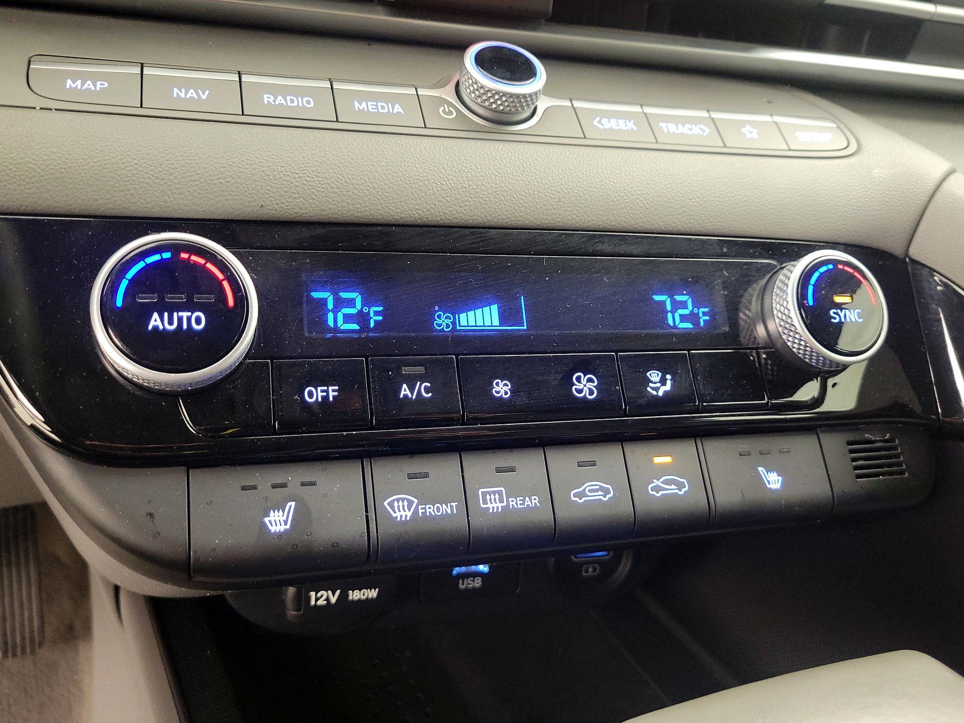 Thumbnail: 2023 Hyundai Elantra - 17