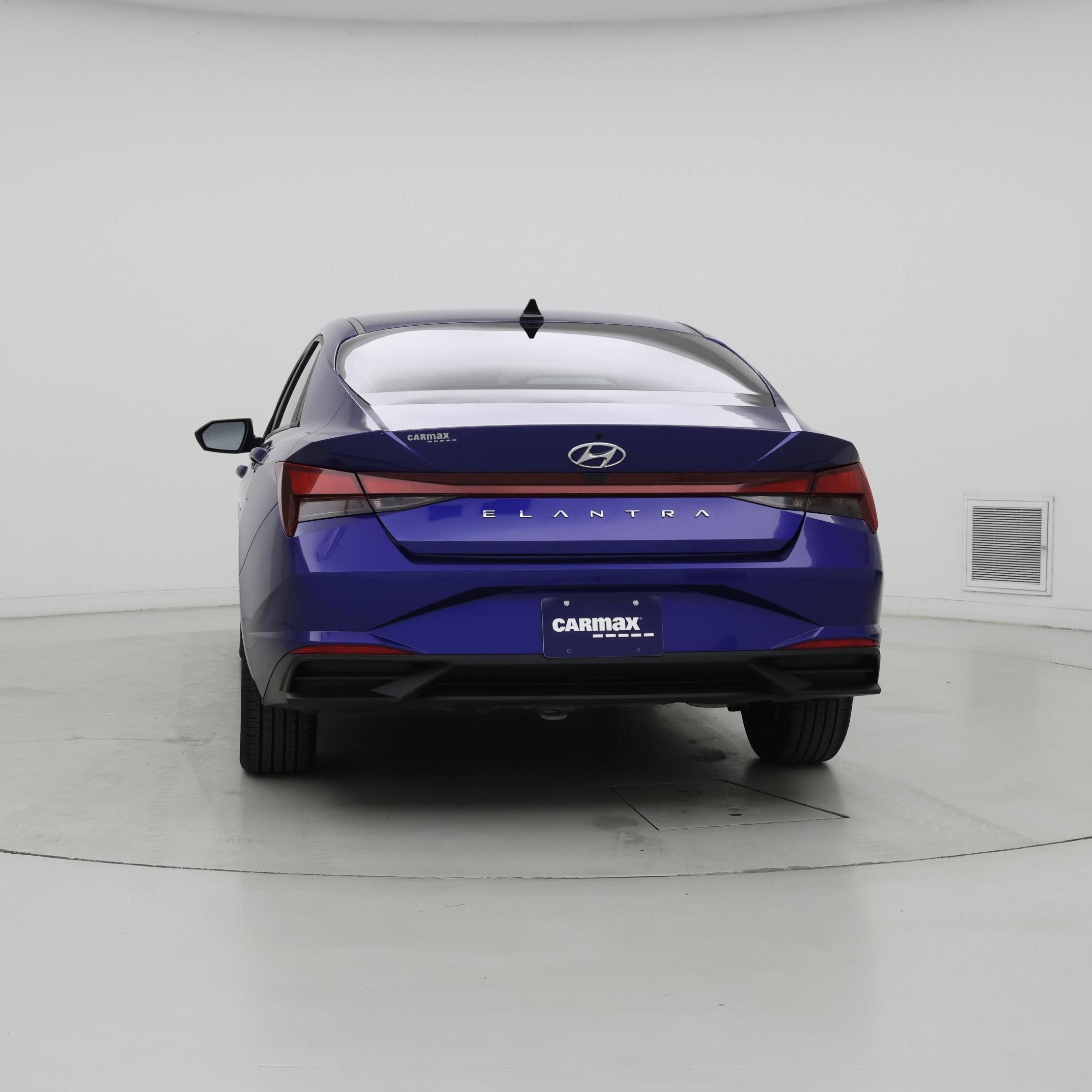 Thumbnail: 2023 Hyundai Elantra - 6