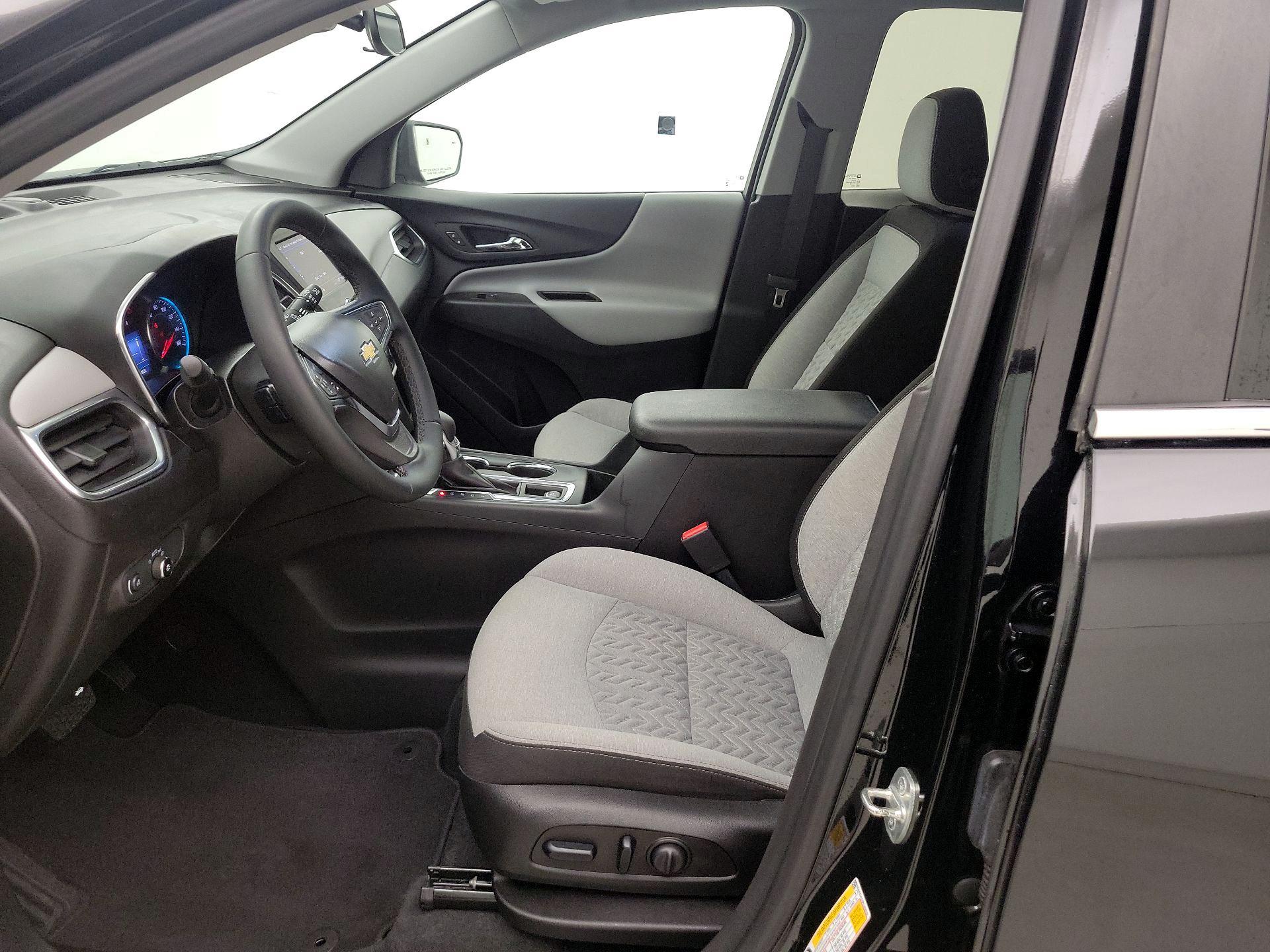 Thumbnail: 2023 Chevrolet Equinox - 11