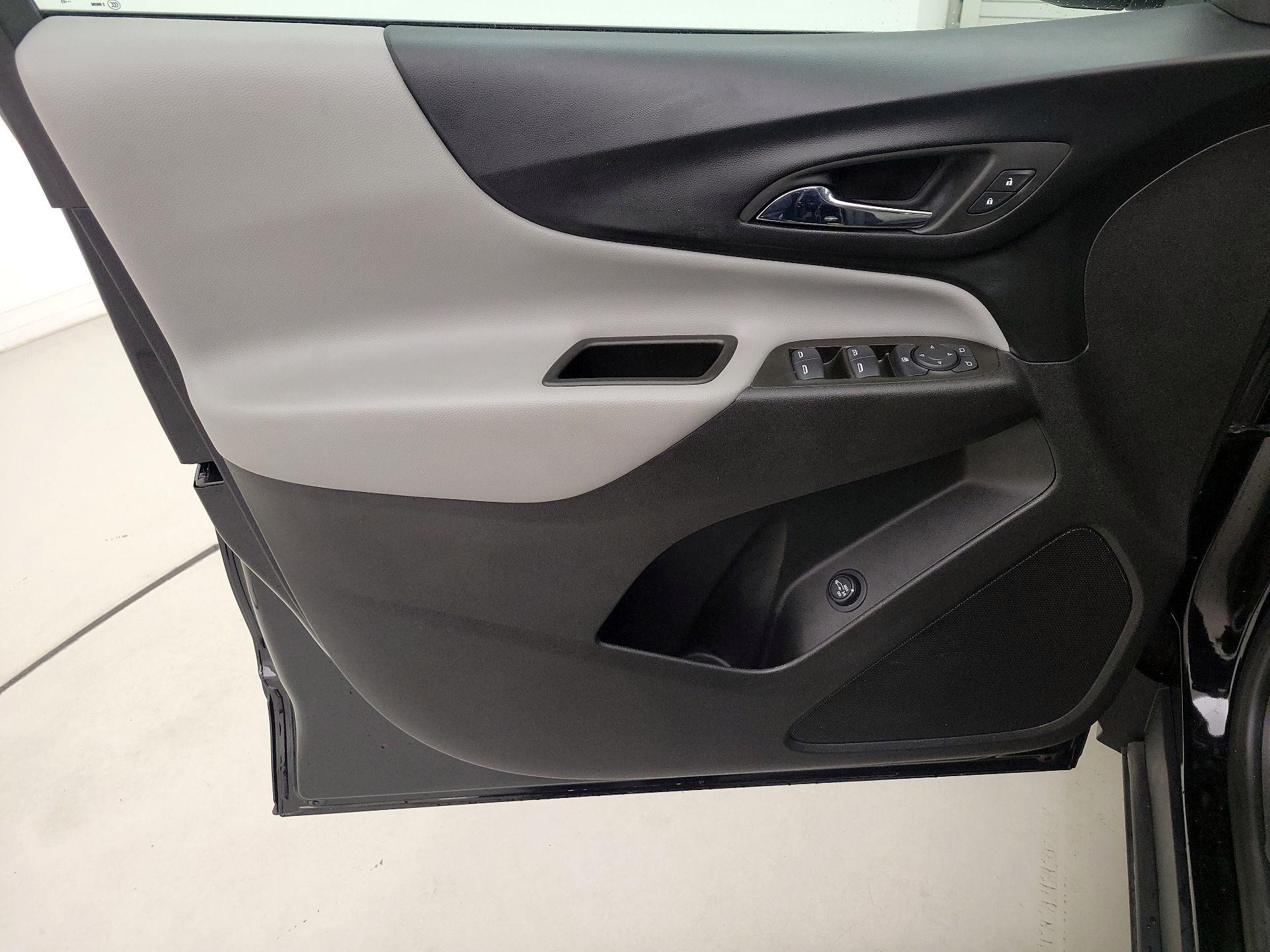 Thumbnail: 2023 Chevrolet Equinox - 12