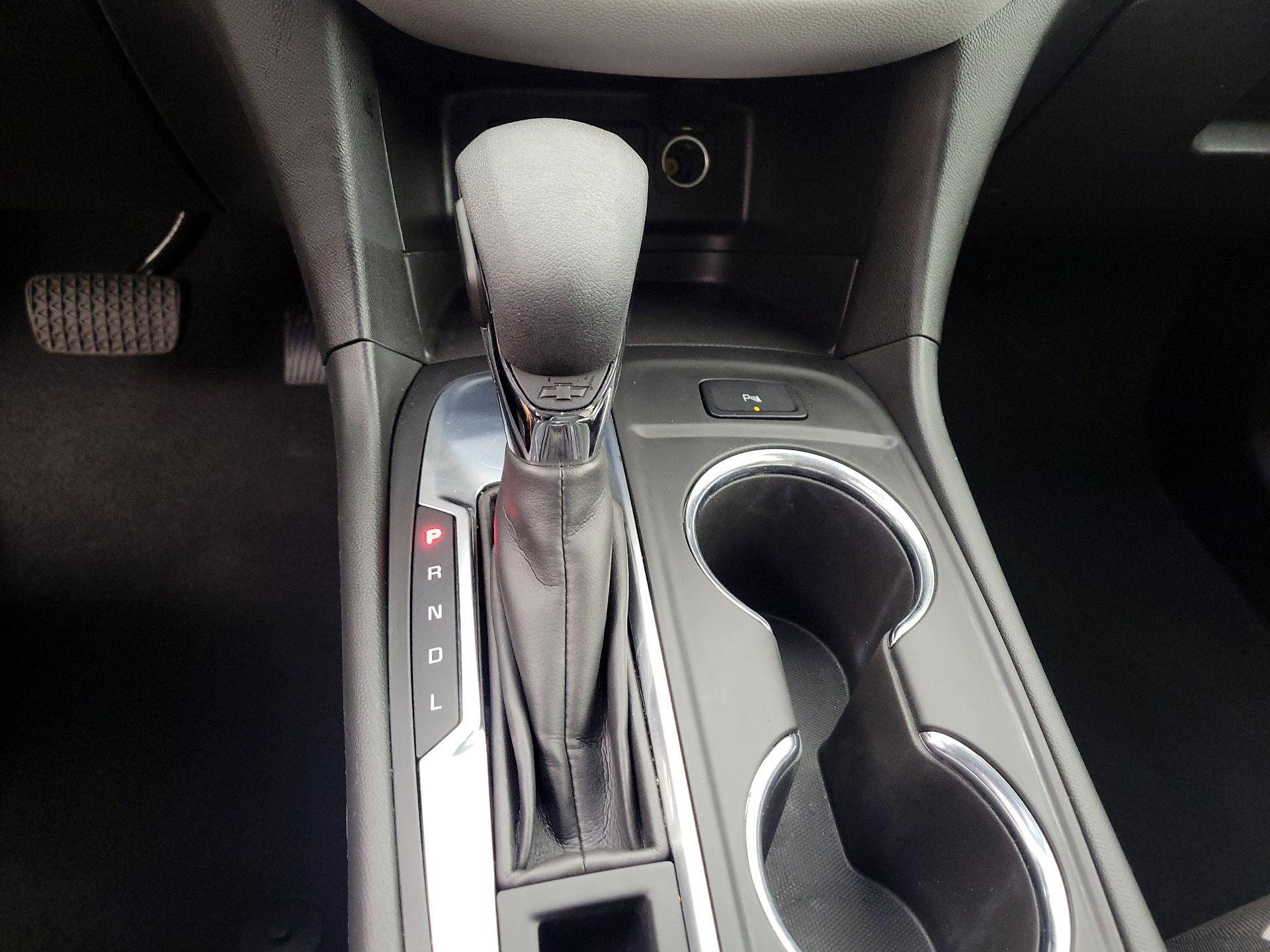 Thumbnail: 2023 Chevrolet Equinox - 17