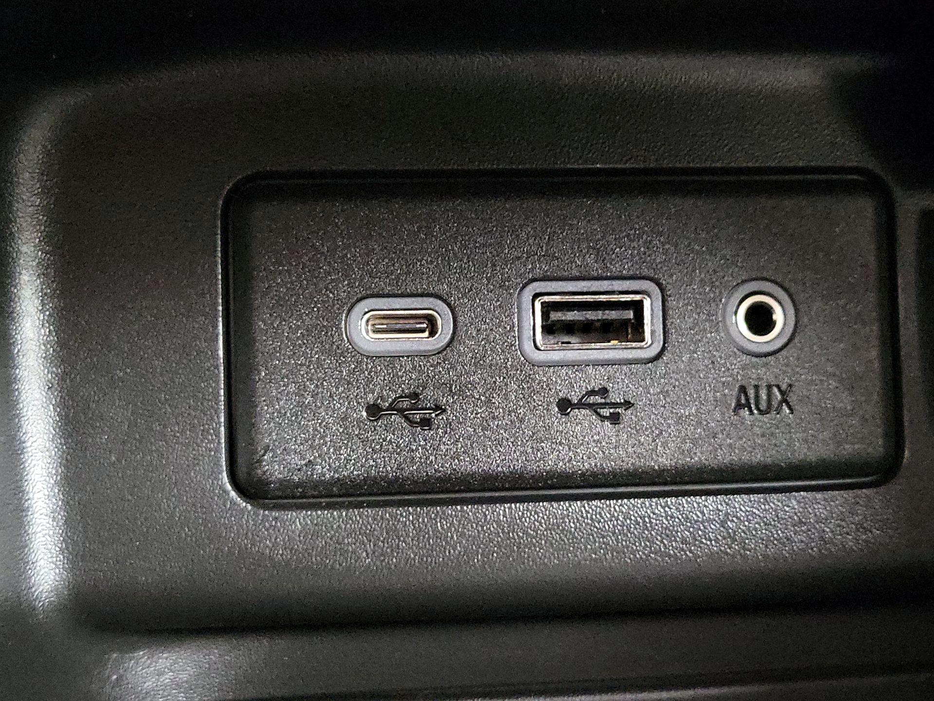 Thumbnail: 2023 Chevrolet Equinox - 18