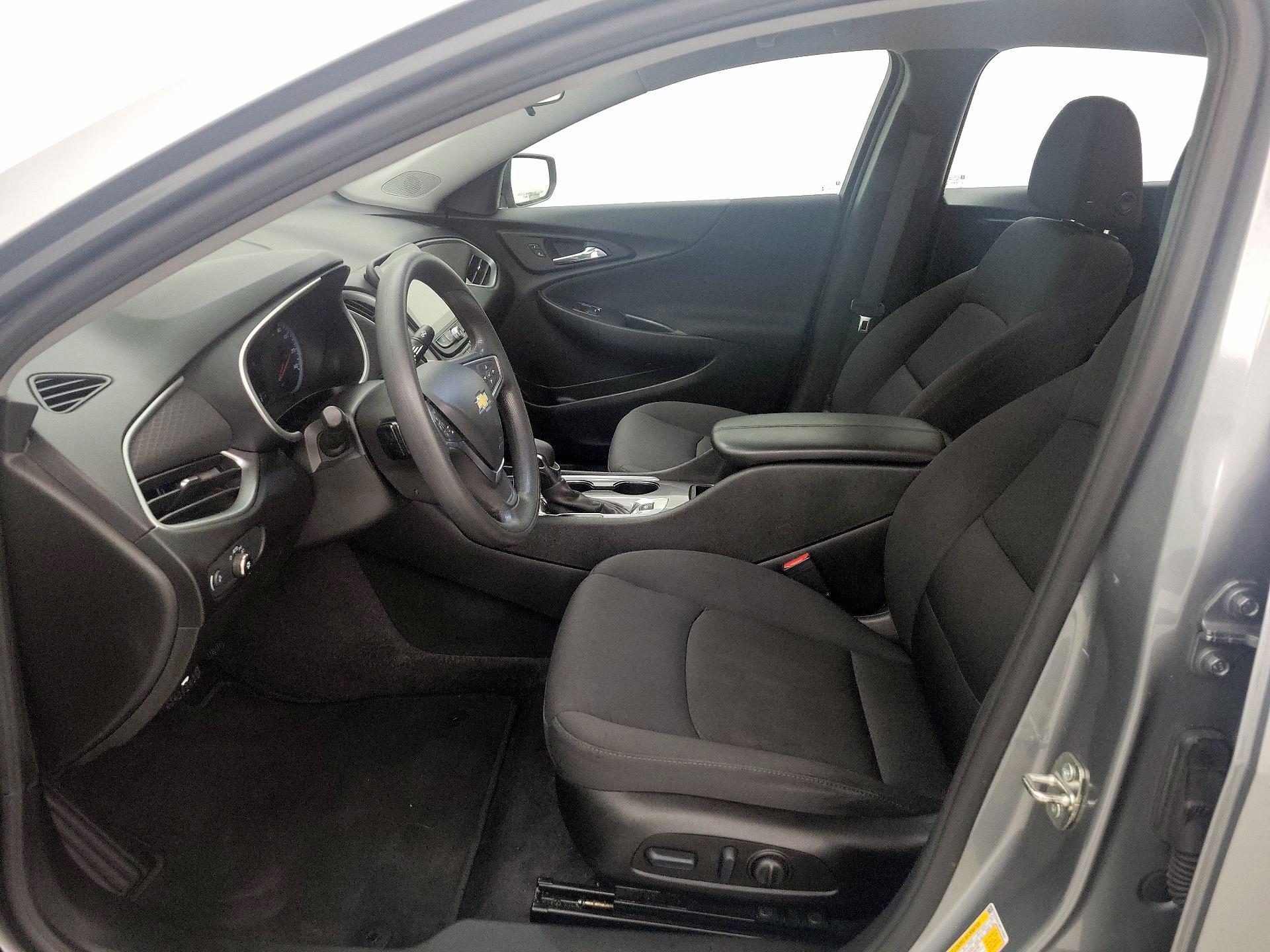 Thumbnail: 2023 Chevrolet Malibu - 11