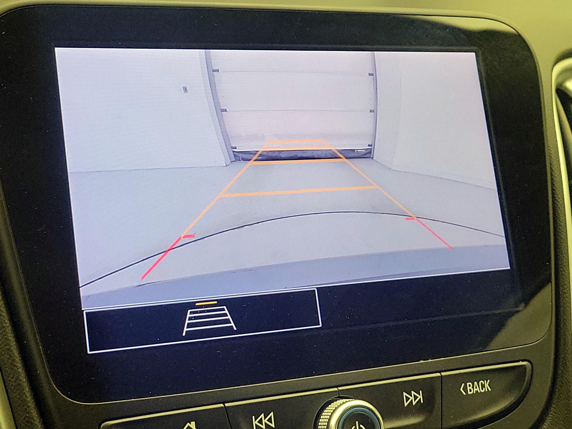 Thumbnail: 2023 Chevrolet Malibu - 14