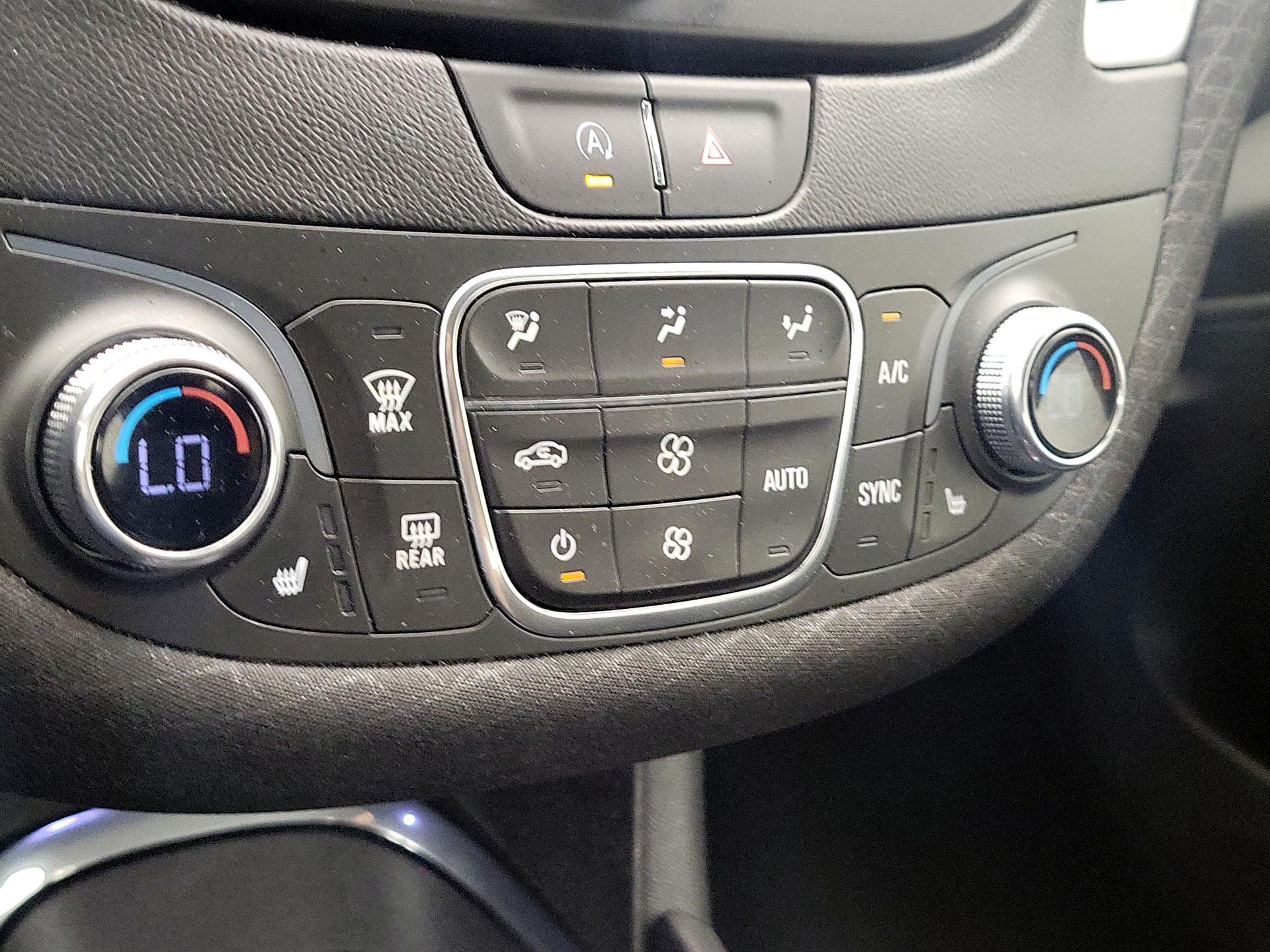 Thumbnail: 2023 Chevrolet Malibu - 16