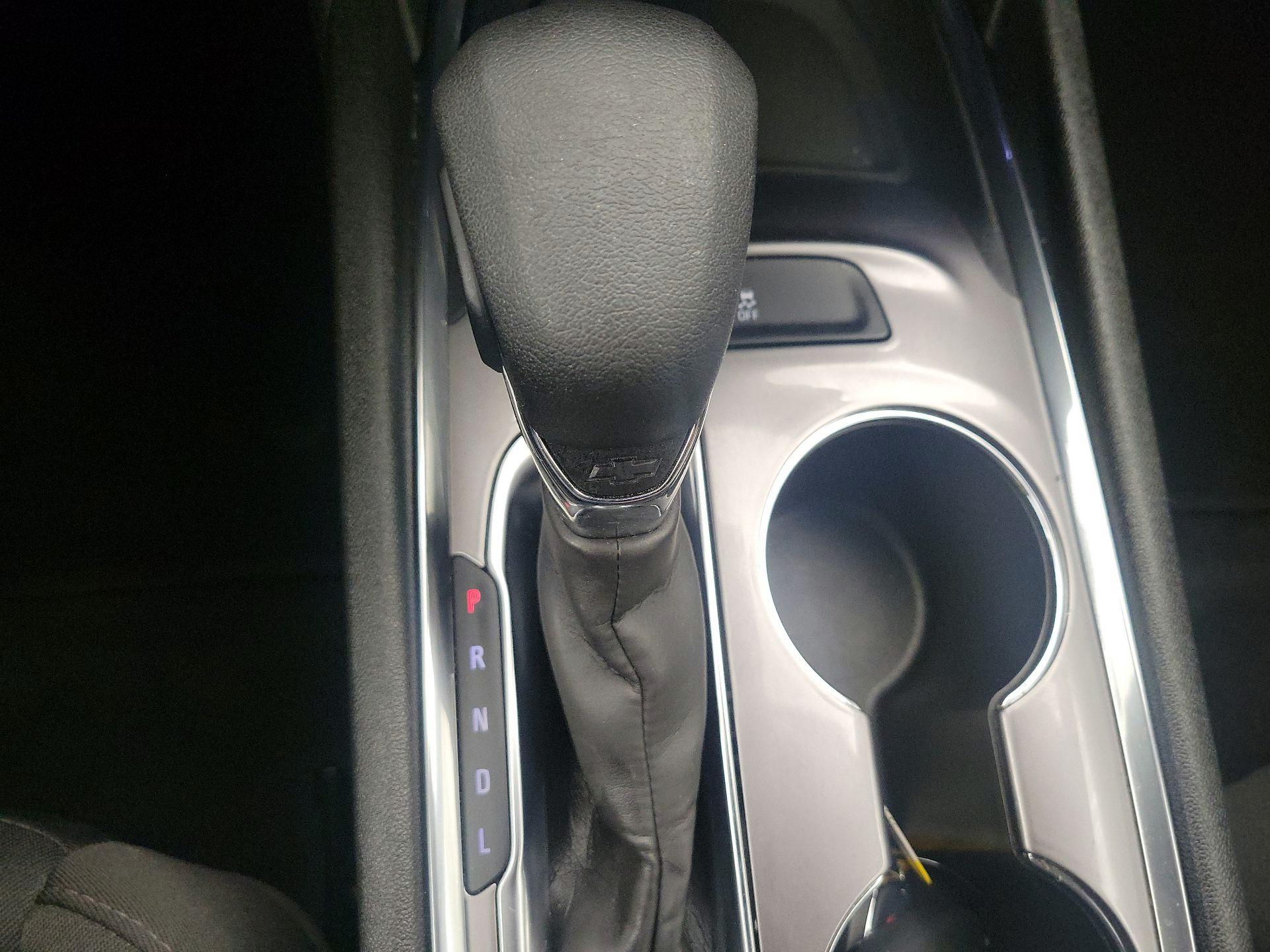 Thumbnail: 2023 Chevrolet Malibu - 17