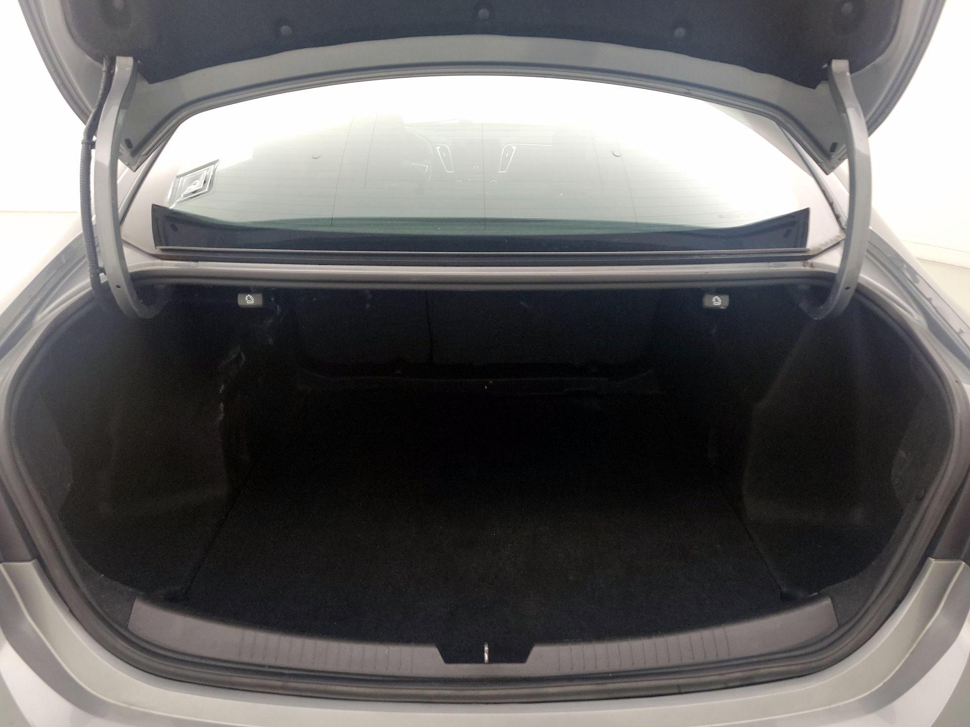 Thumbnail: 2023 Chevrolet Malibu - 20