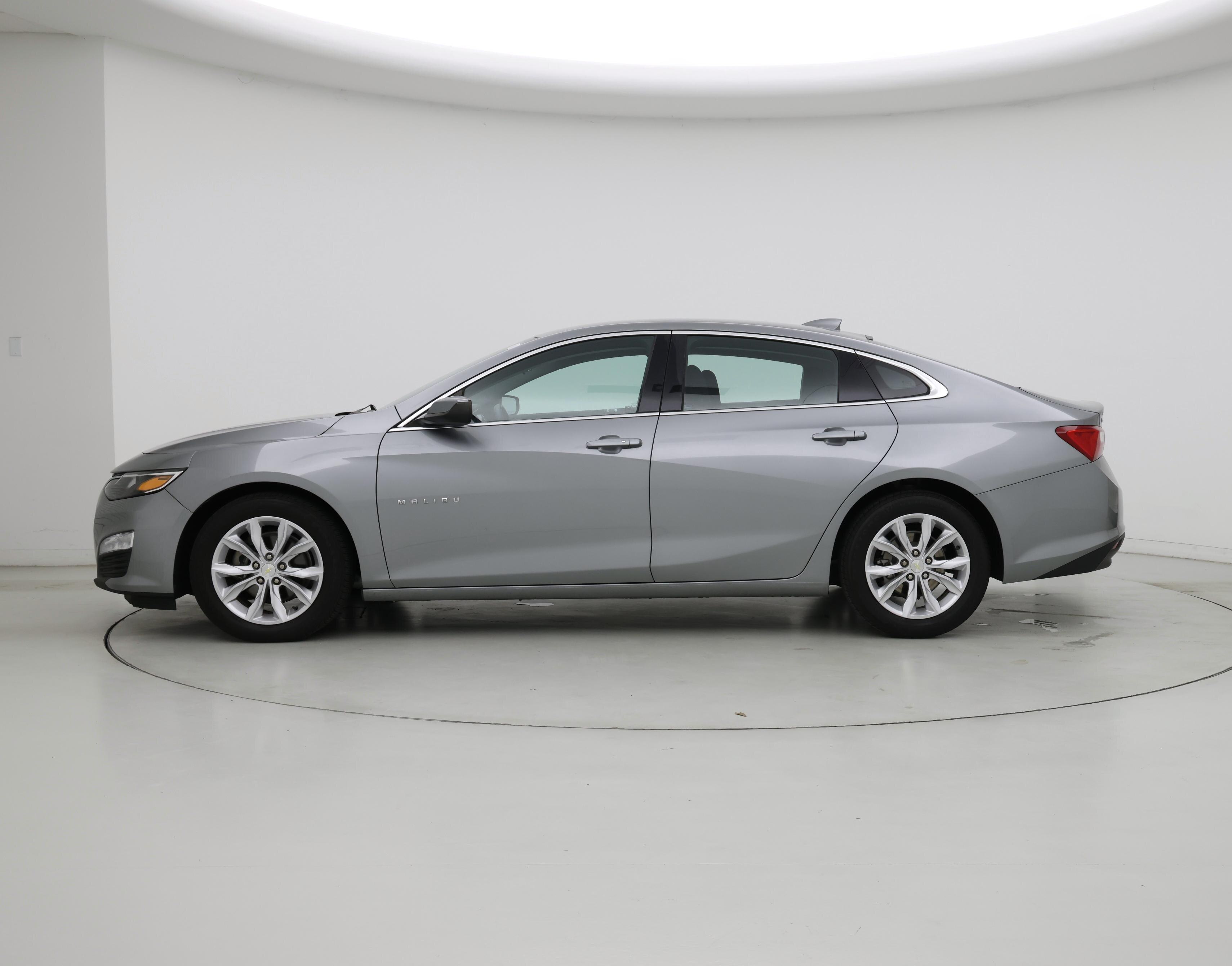 Thumbnail: 2023 Chevrolet Malibu - 3