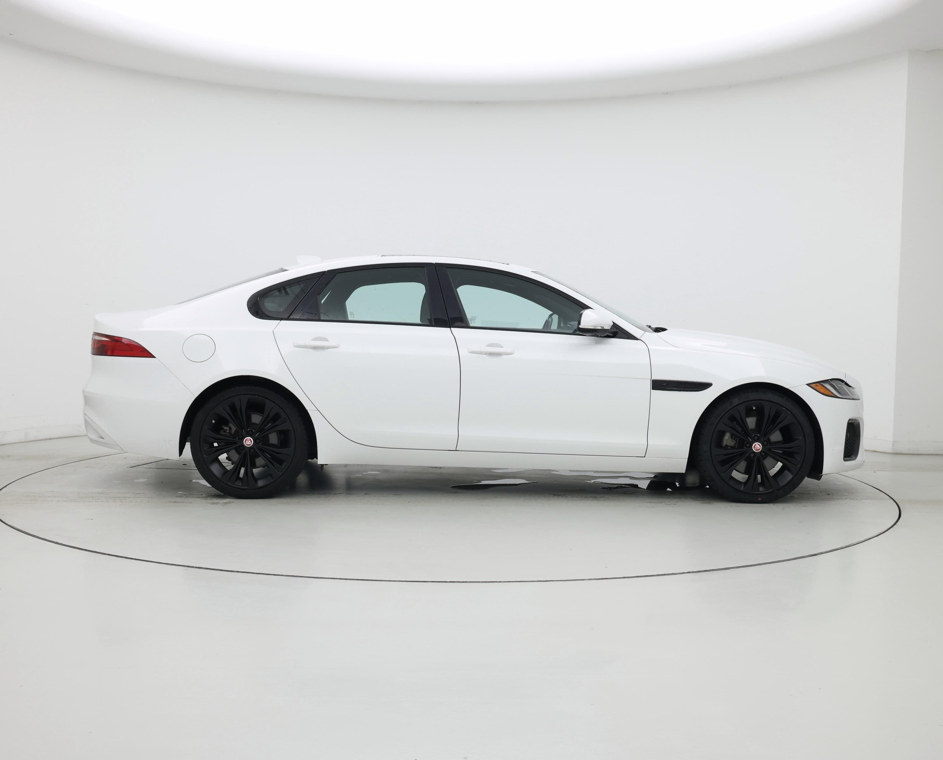 Thumbnail: 2022 Jaguar XF - 7