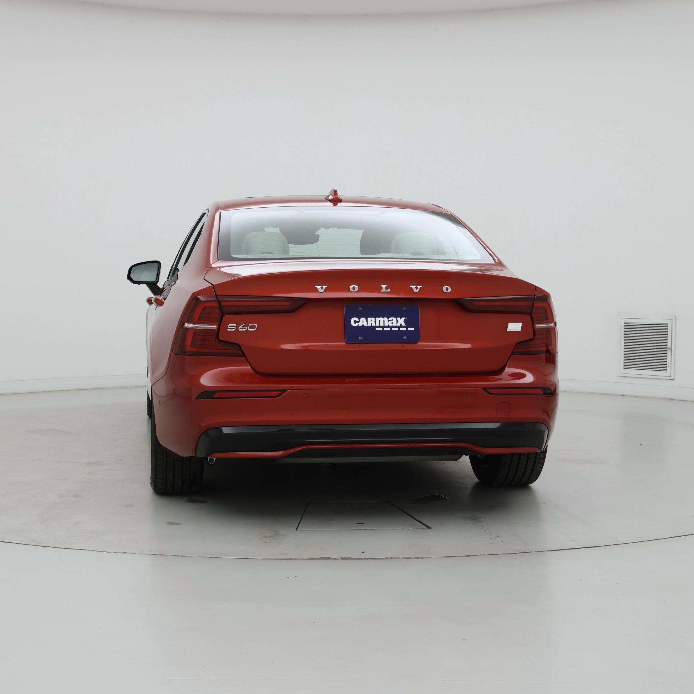 Thumbnail: 2023 Volvo S60 - 6